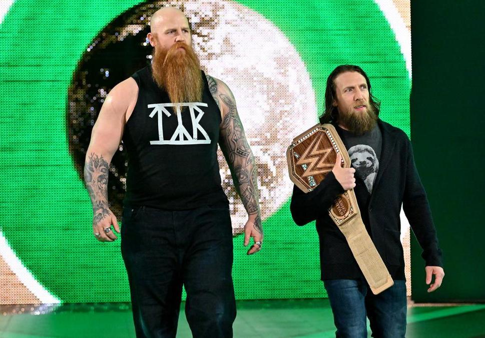 Smackdown Live wild card