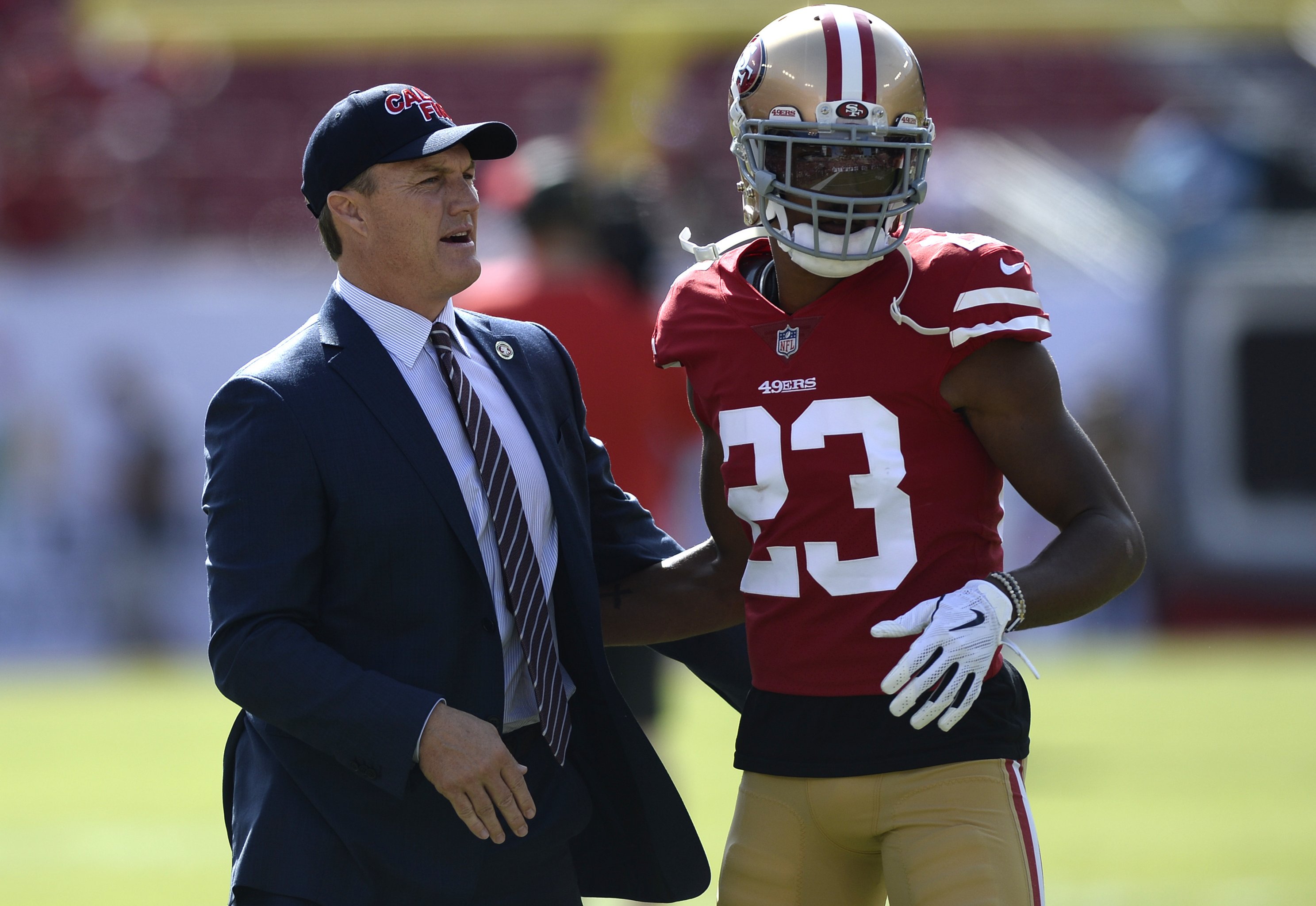 Cincinnati, OH, USA. 15th Sep, 2019. San Francisco 49ers free safety D.J.  Reed (32) leads defense onto the field during NFL football game action  between the San Francisco 49ers and the Cincinnati