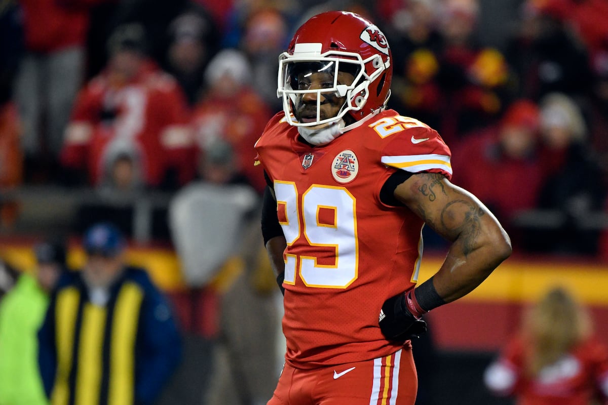 The Best NFL Free Agents Still Available Ahead of Preseason News