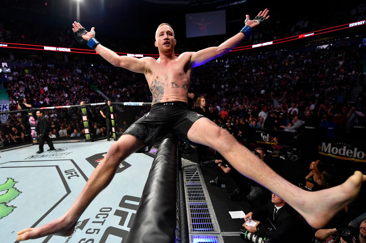 the-real-winners-and-losers-from-ufc-fight-night-158-news-scores
