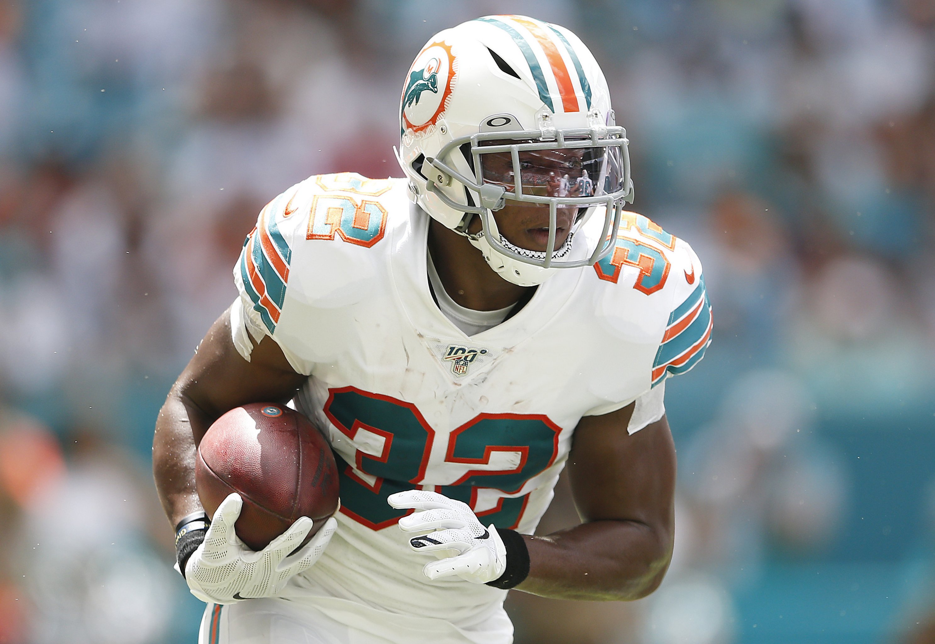 Analysts propose New Orleans Saints trade for Raiders RB Kenyan Drake