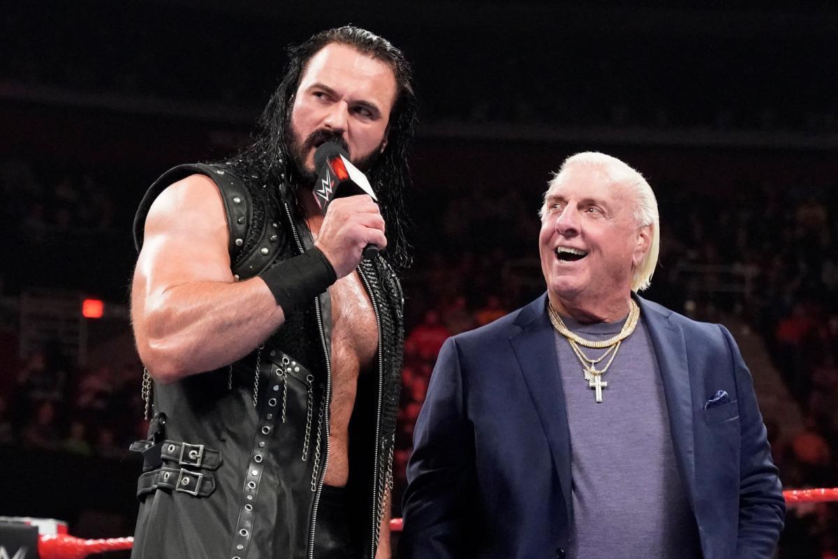 Wwe Raw Results Winners Grades Highlights And Reaction From October 21 Bleacher Report Latest News Videos And Highlights