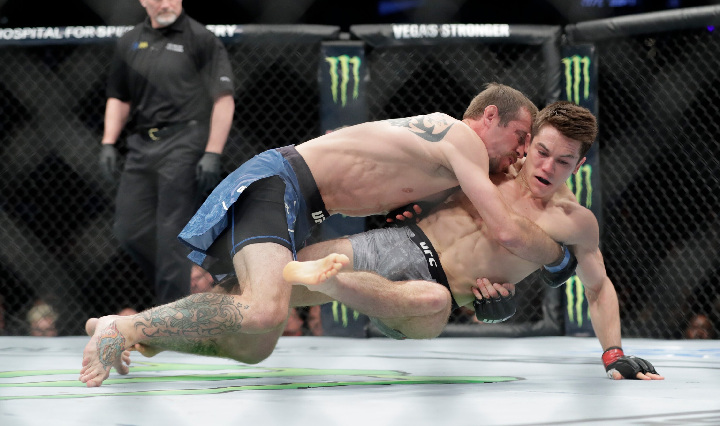 Conor Mcgregor Vs Donald Cerrone A Head To Toe Breakdown