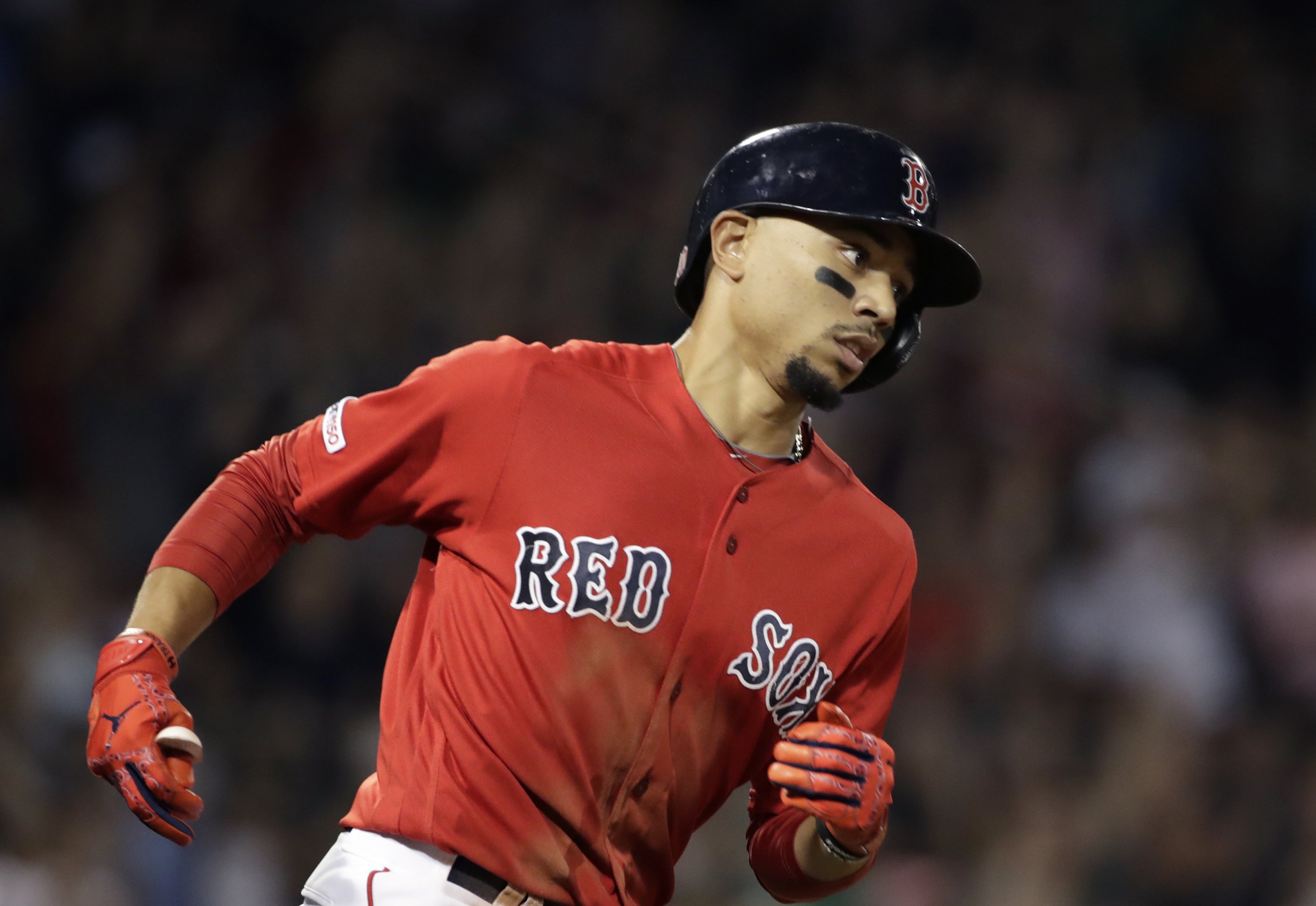 Mookie Betts' glove flip, 09/03/2022