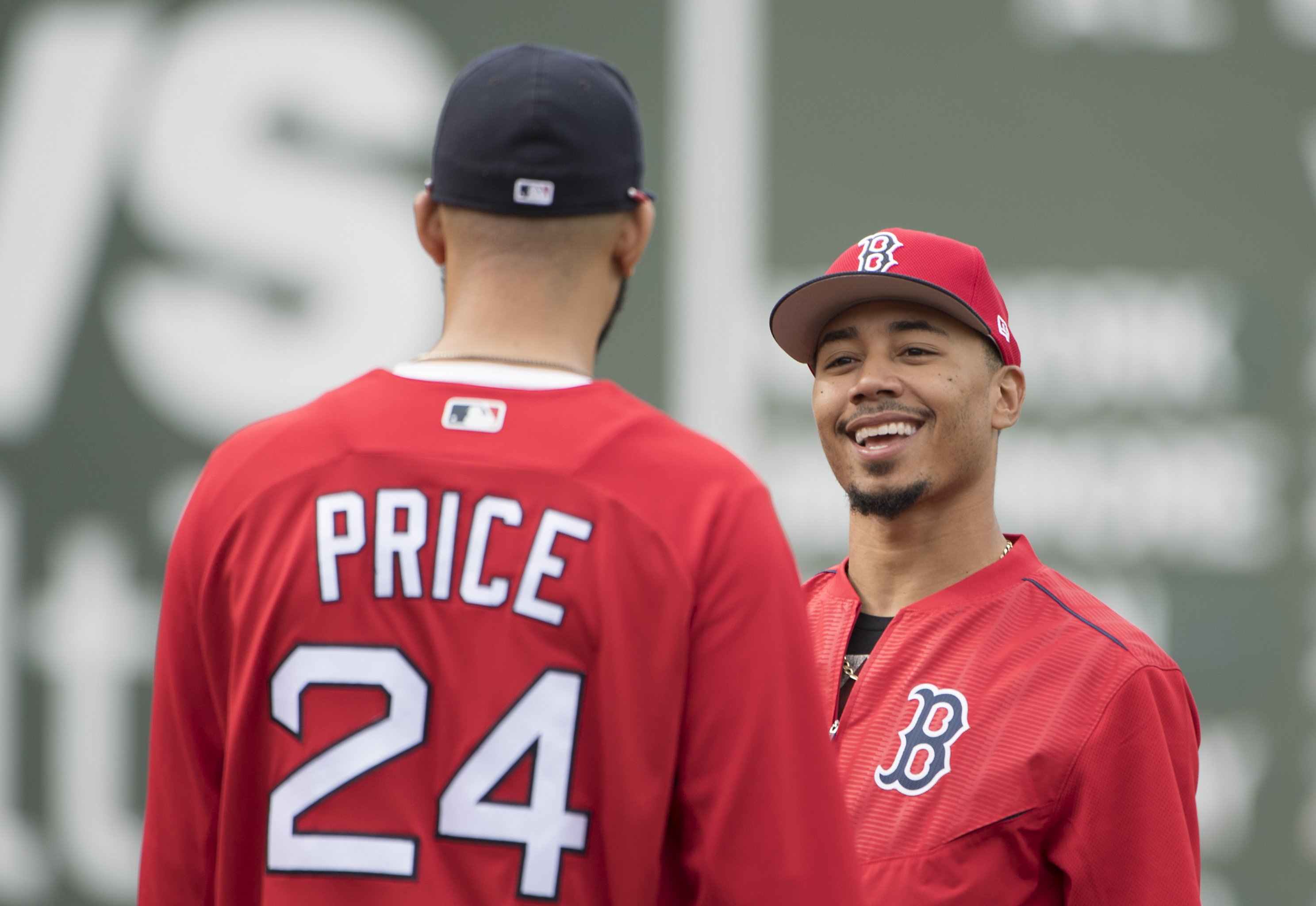 Red Sox agree to trade Mookie Betts, David Price to Dodgers