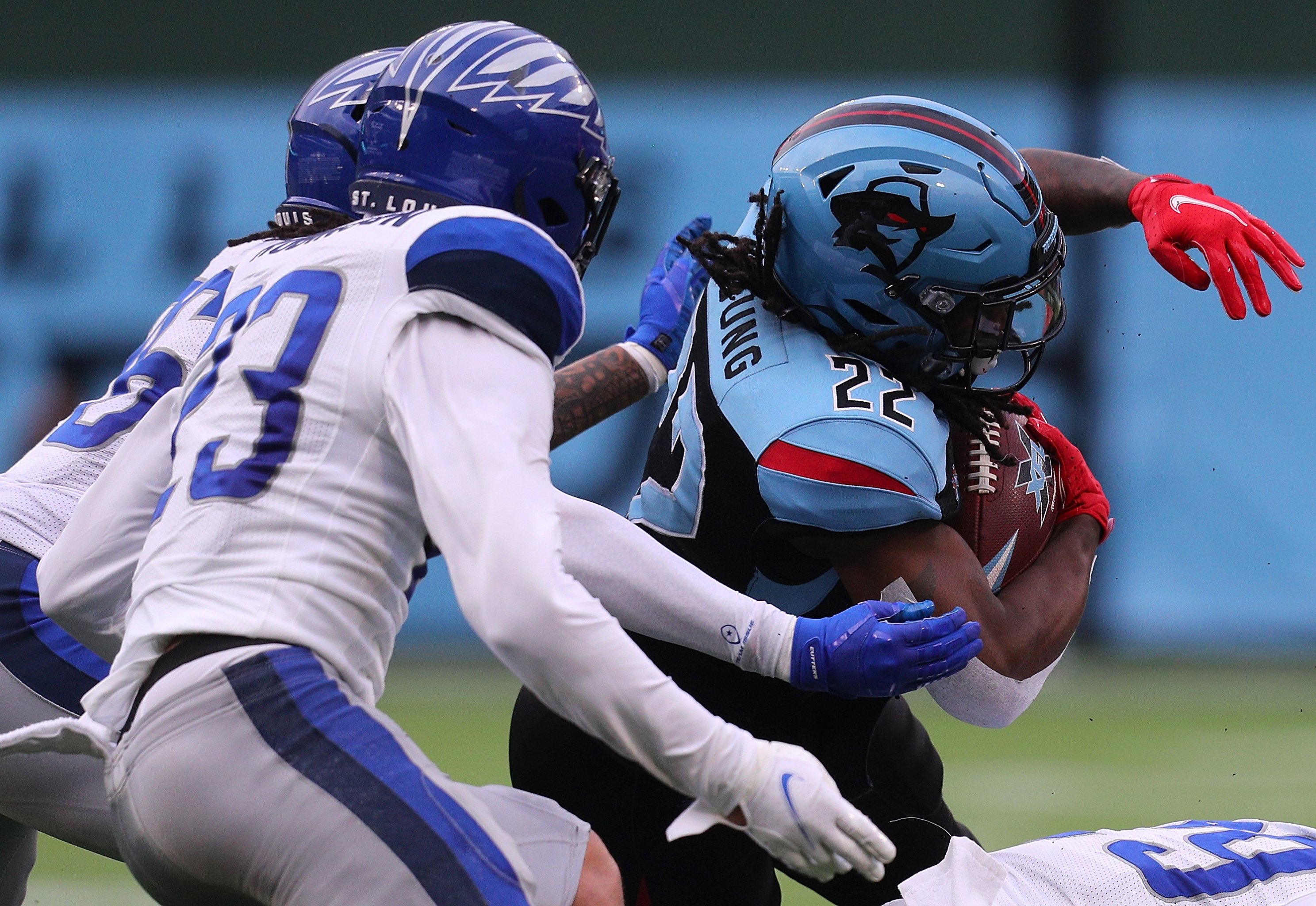 Mike Rose leads St. Louis Battlehawks' defense vs. XFL South-leading  Houston Roughnecks