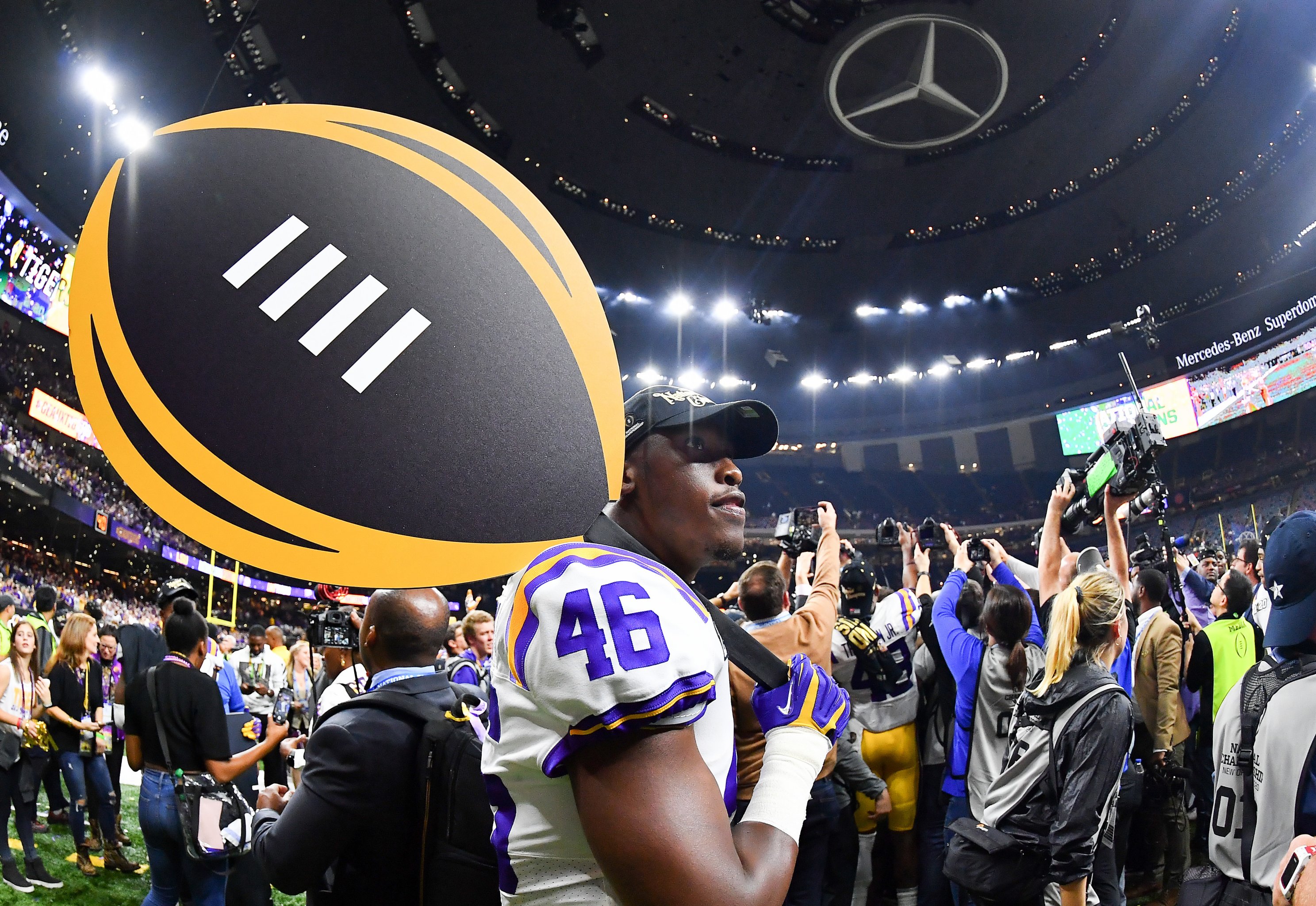 What A 16 Team College Football Tournament Would Look Like For The