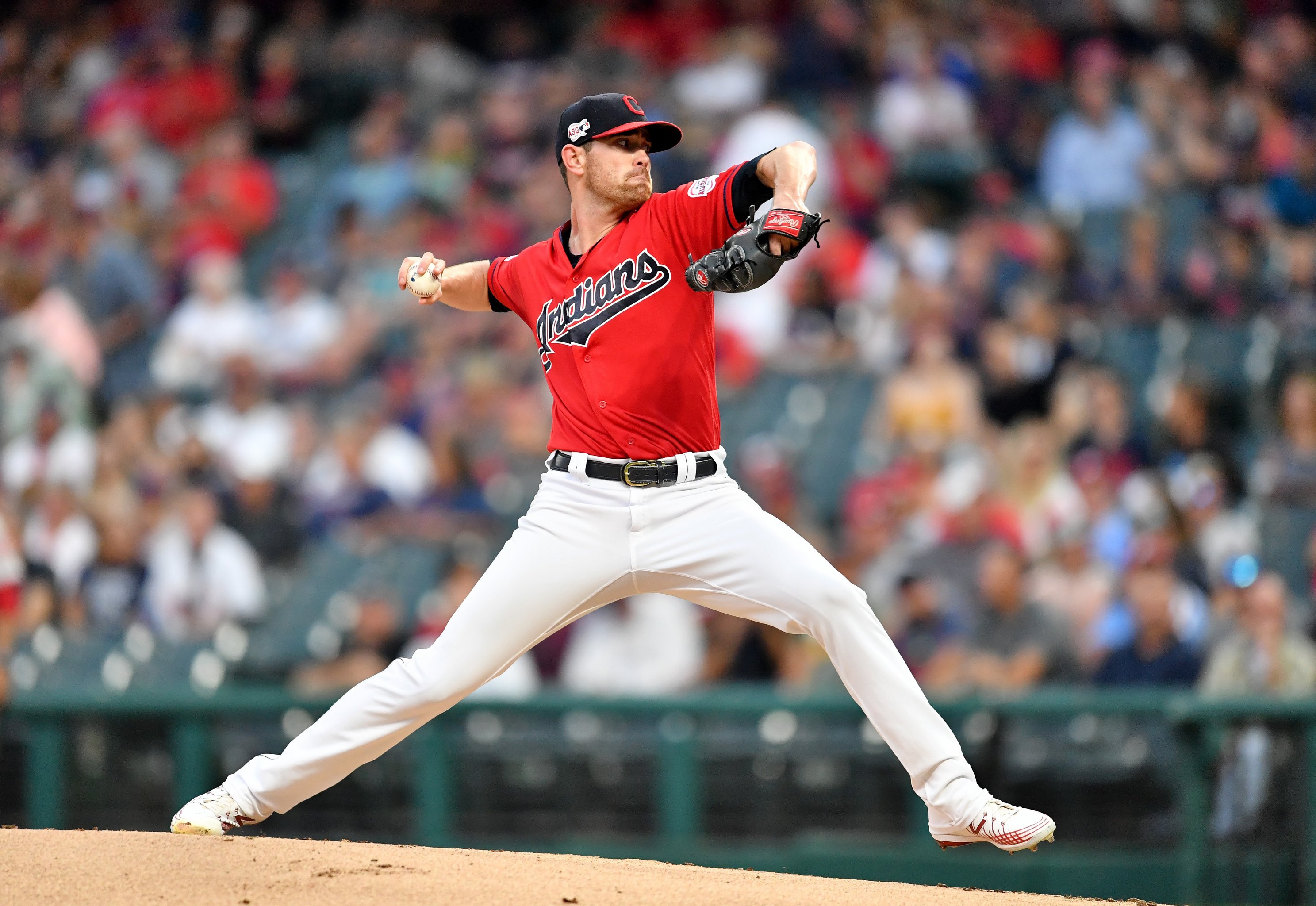 Cleveland Indians RHP Mike Clevinger undergoes surgery on left knee,  sidelined 6 to 8 weeks 