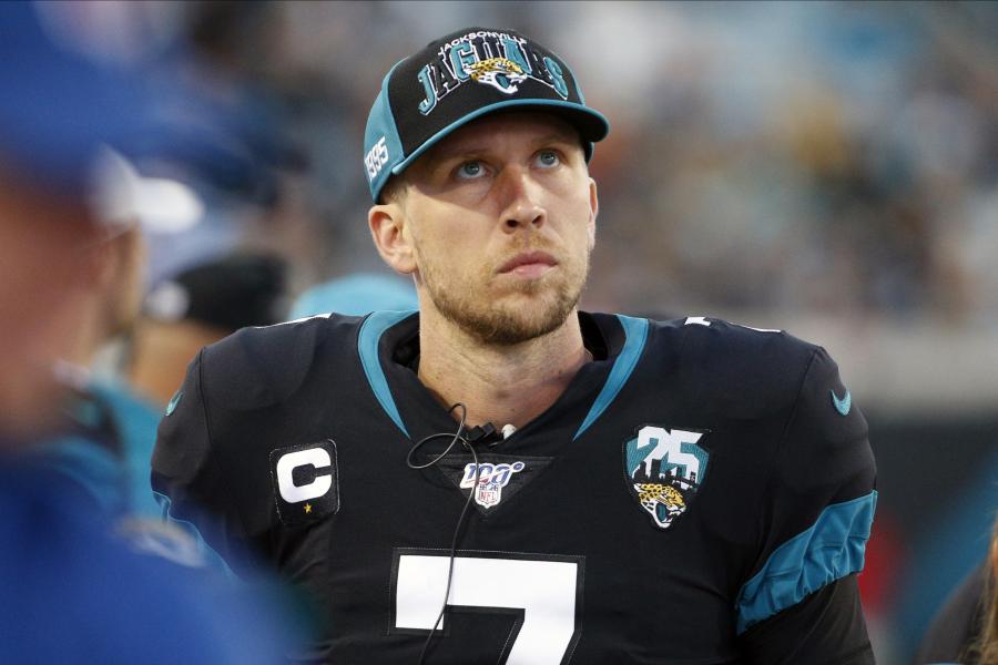 Nick Foles Philadelphia Eagles Unsigned Super Bowl LII Throwing