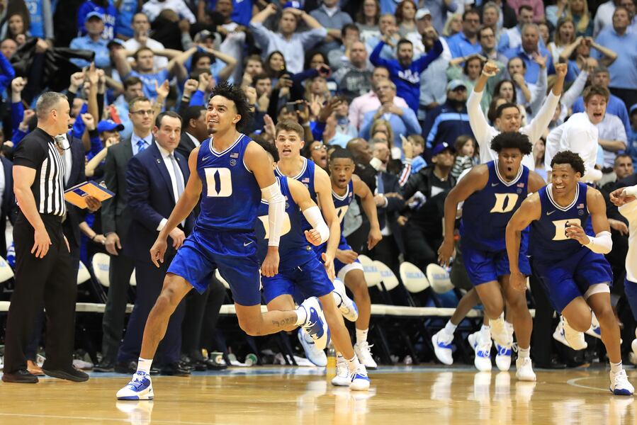 Watch: Dayton upsets No. 4 Kansas on wild buzzer beater