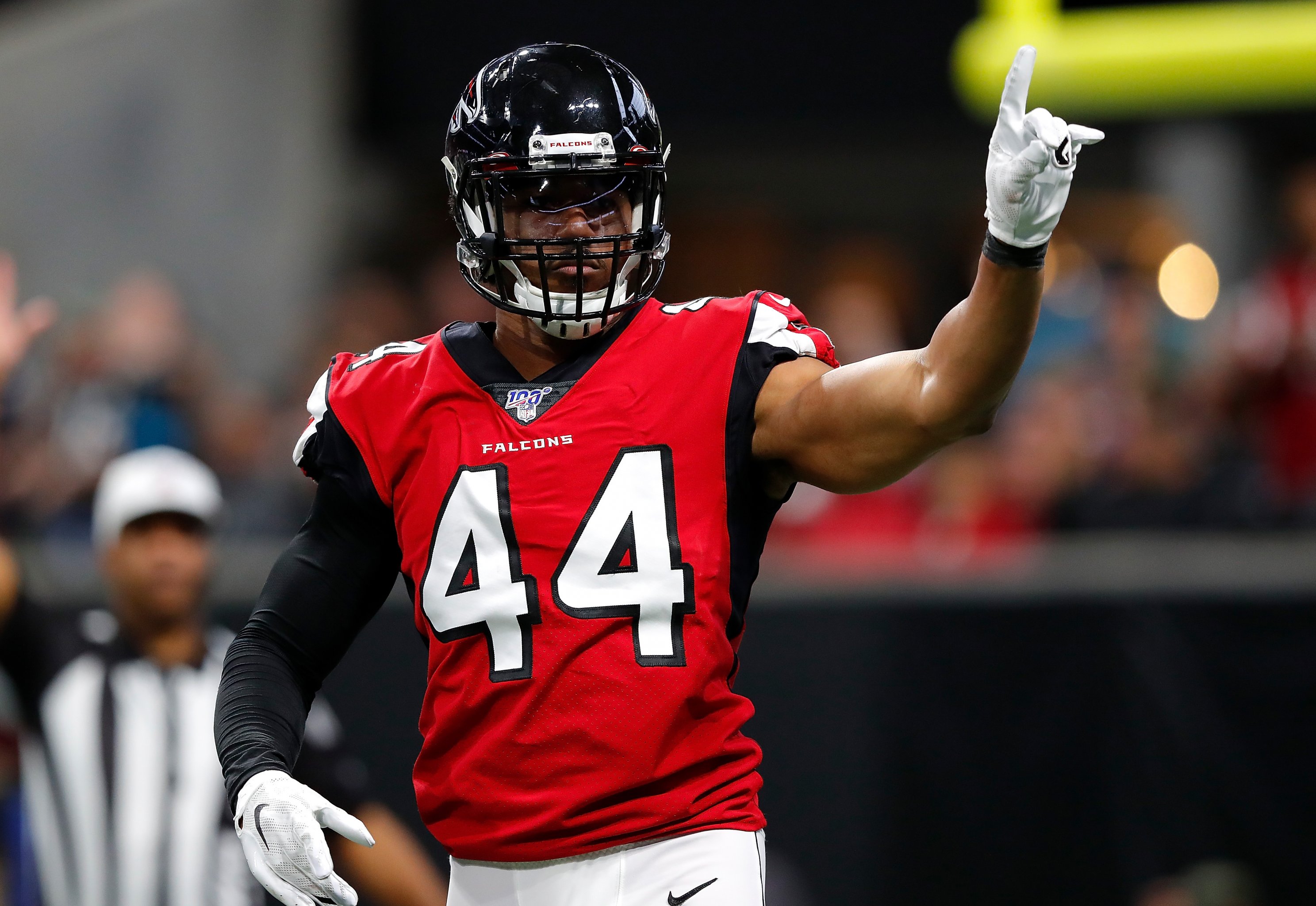 Falcons sign Tre Flowers to one-year contract to shore up secondary