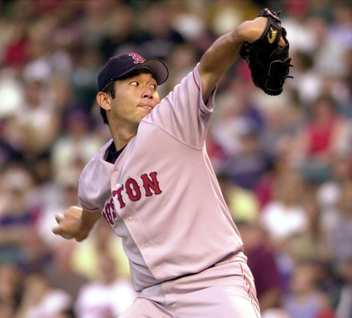 218 Hideo Nomo 1995 Stock Photos, High-Res Pictures, and Images