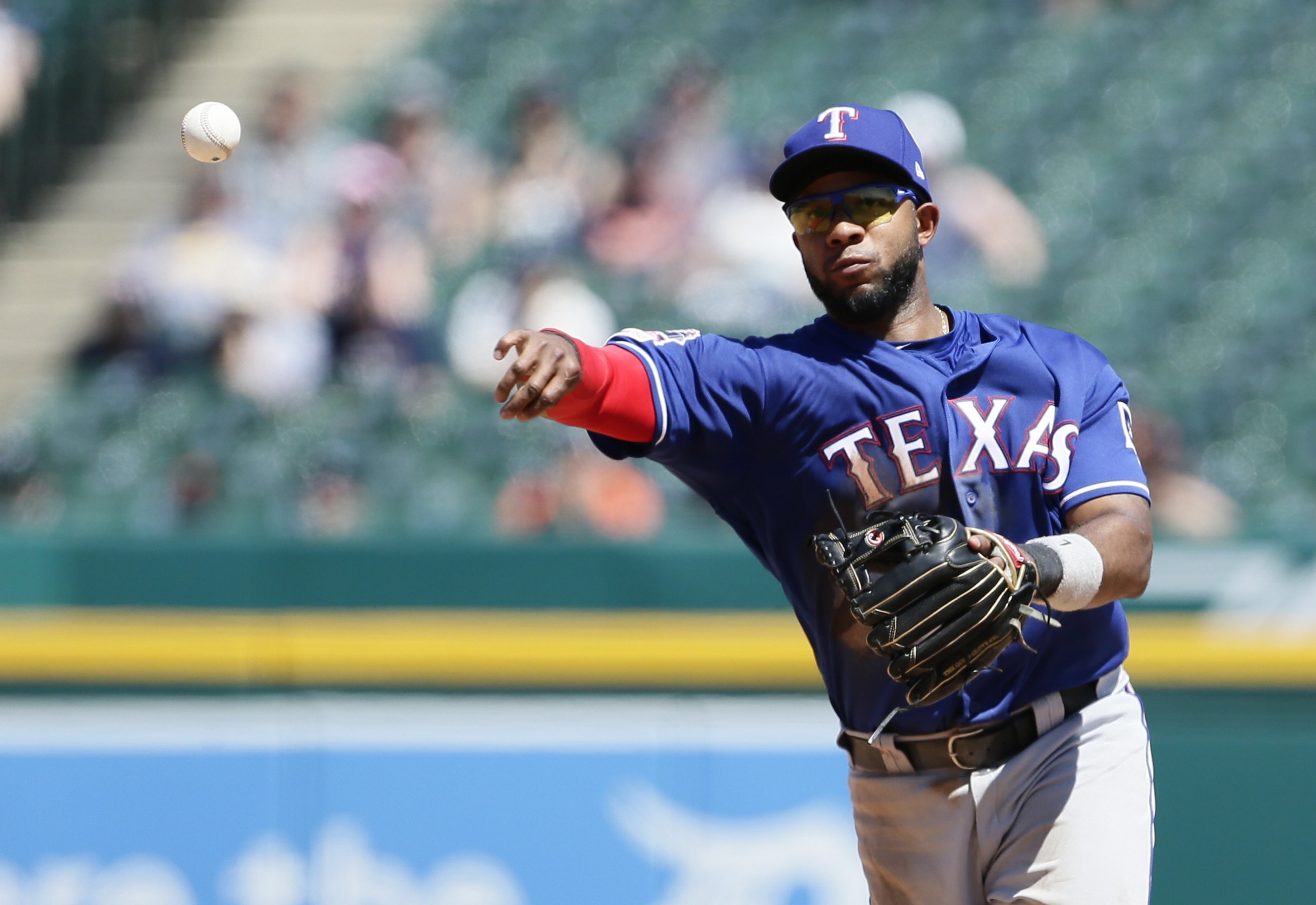 Andrus longest-tenured Rangers position player at 26