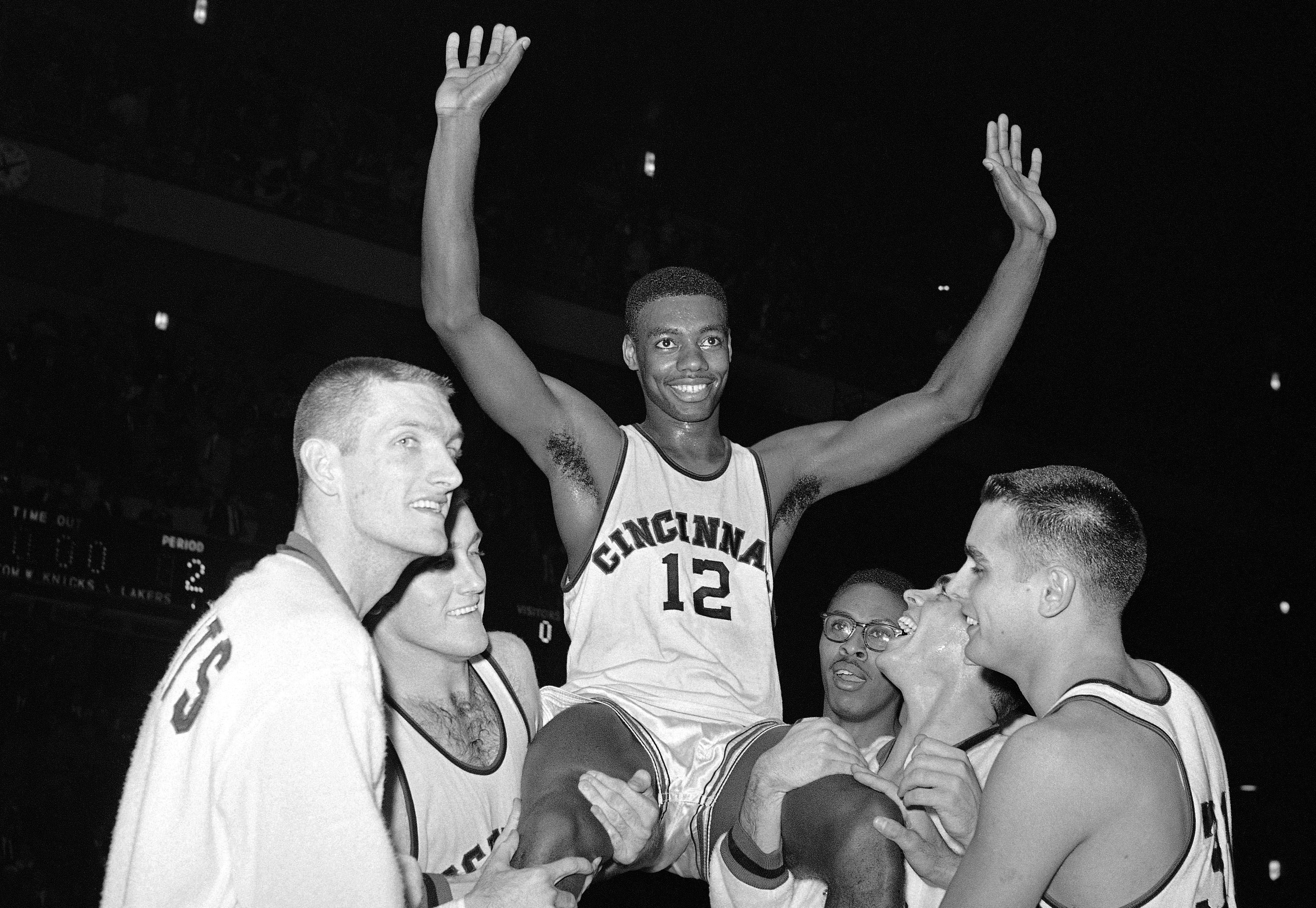 The 10 Best Teams In College Basketball History Bleacher Report