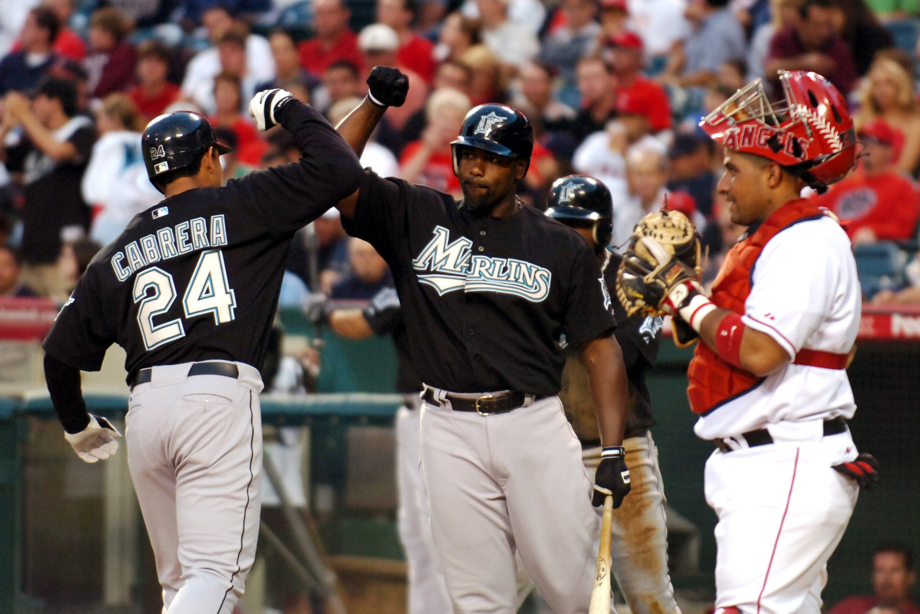 Ramirez, Buehrle help Marlins beat Cubs 9-1