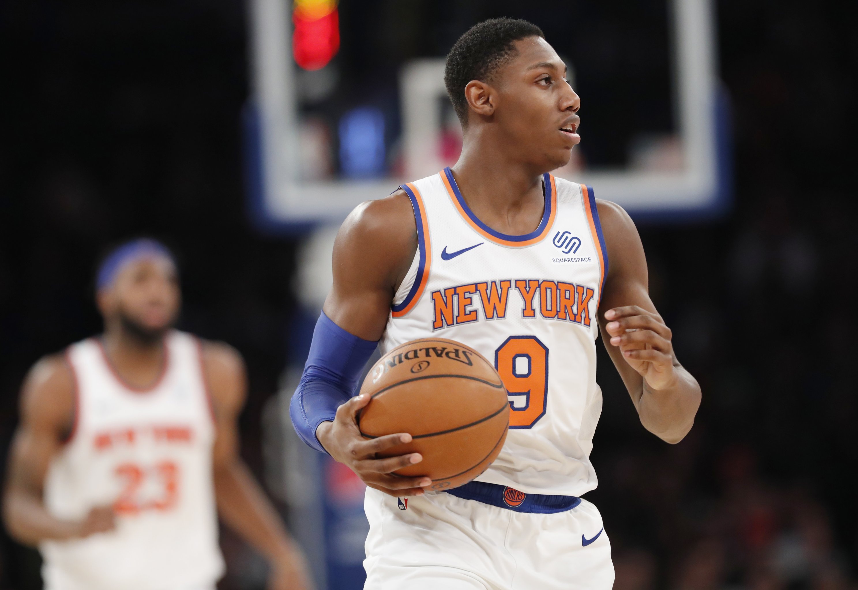 Knicks open with 14th best odds to win 2023-24 NBA title - Posting and  Toasting