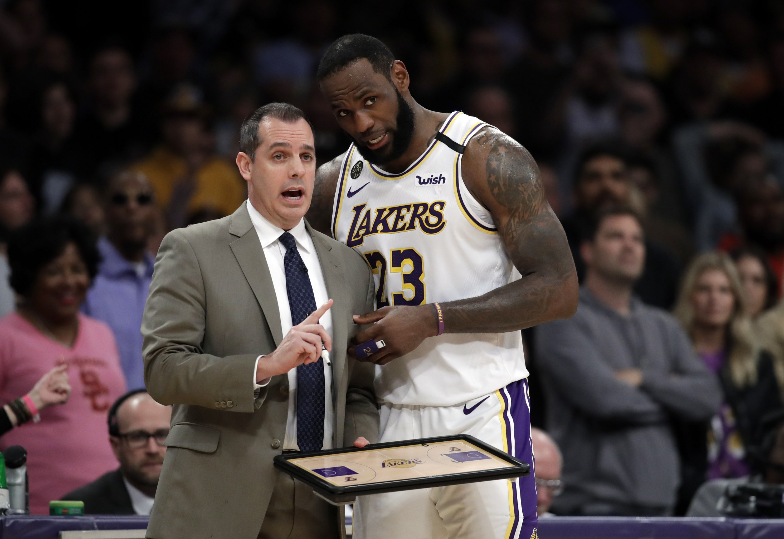 Kenny Smith: Lakers' bubble troubles 'starting to get concerning
