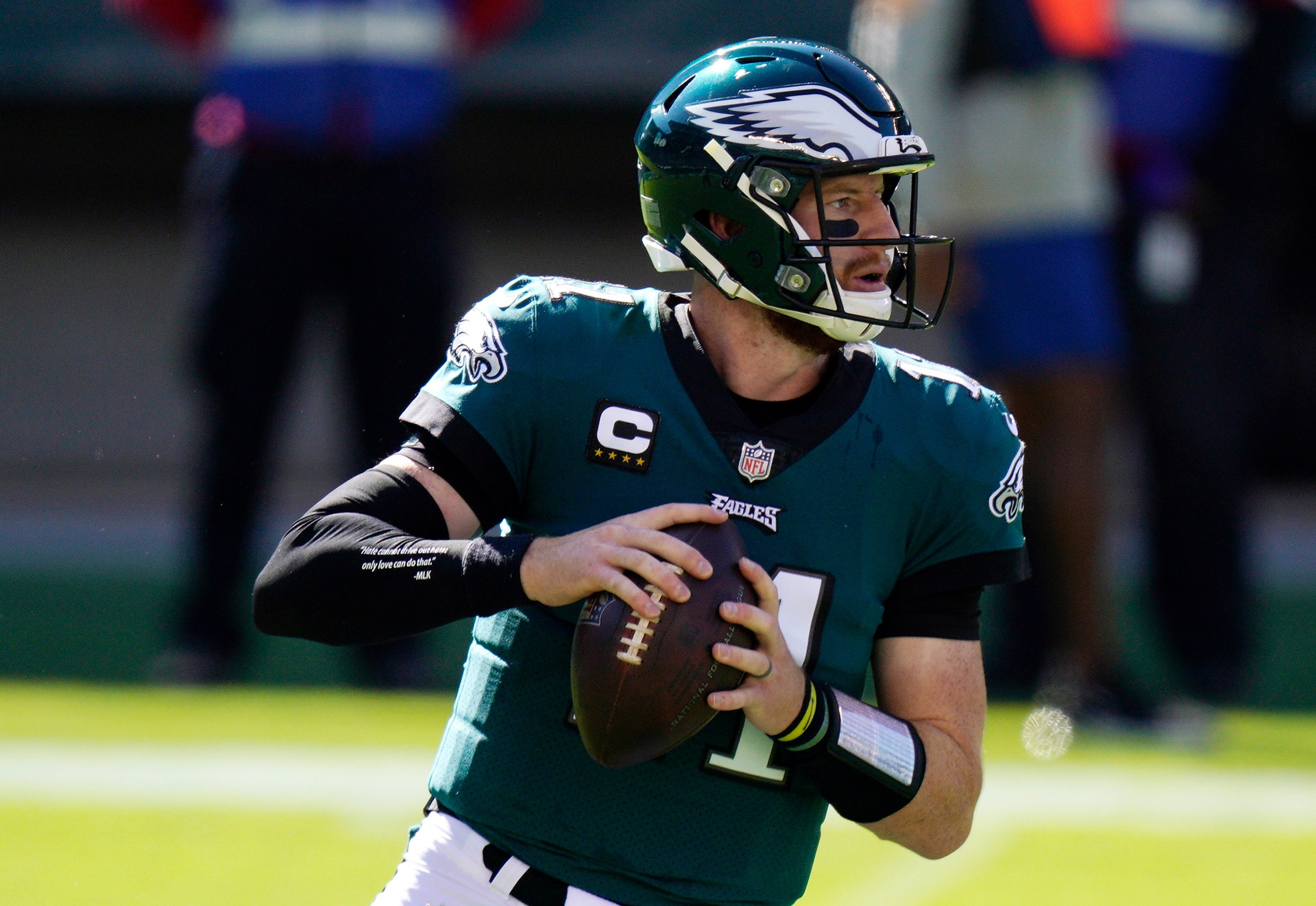 Injury-ravaged Philadelphia Eagles beat New York Giants, win NFC East