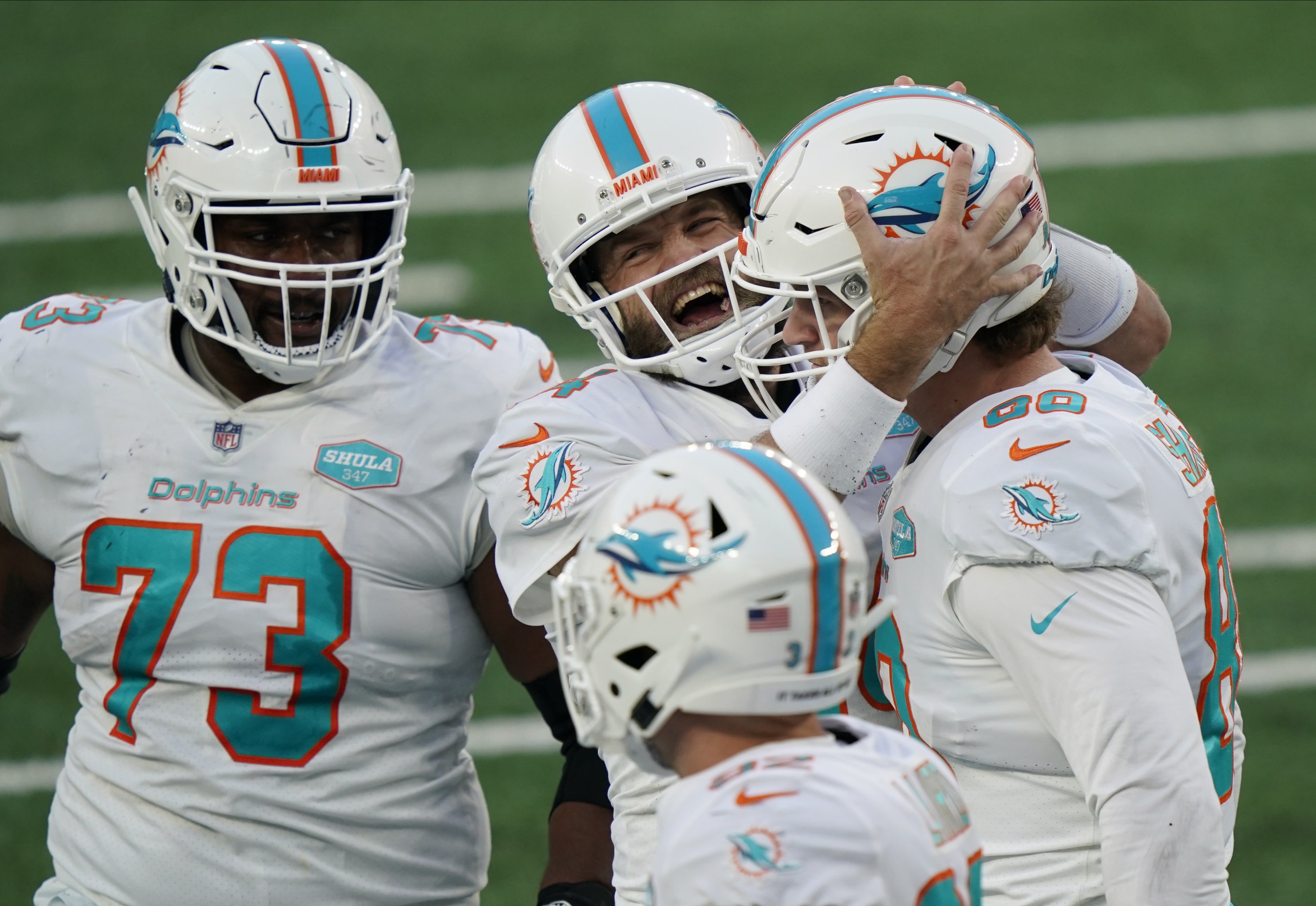 Dolphins sit in front seat after AFC East's noisy offseason
