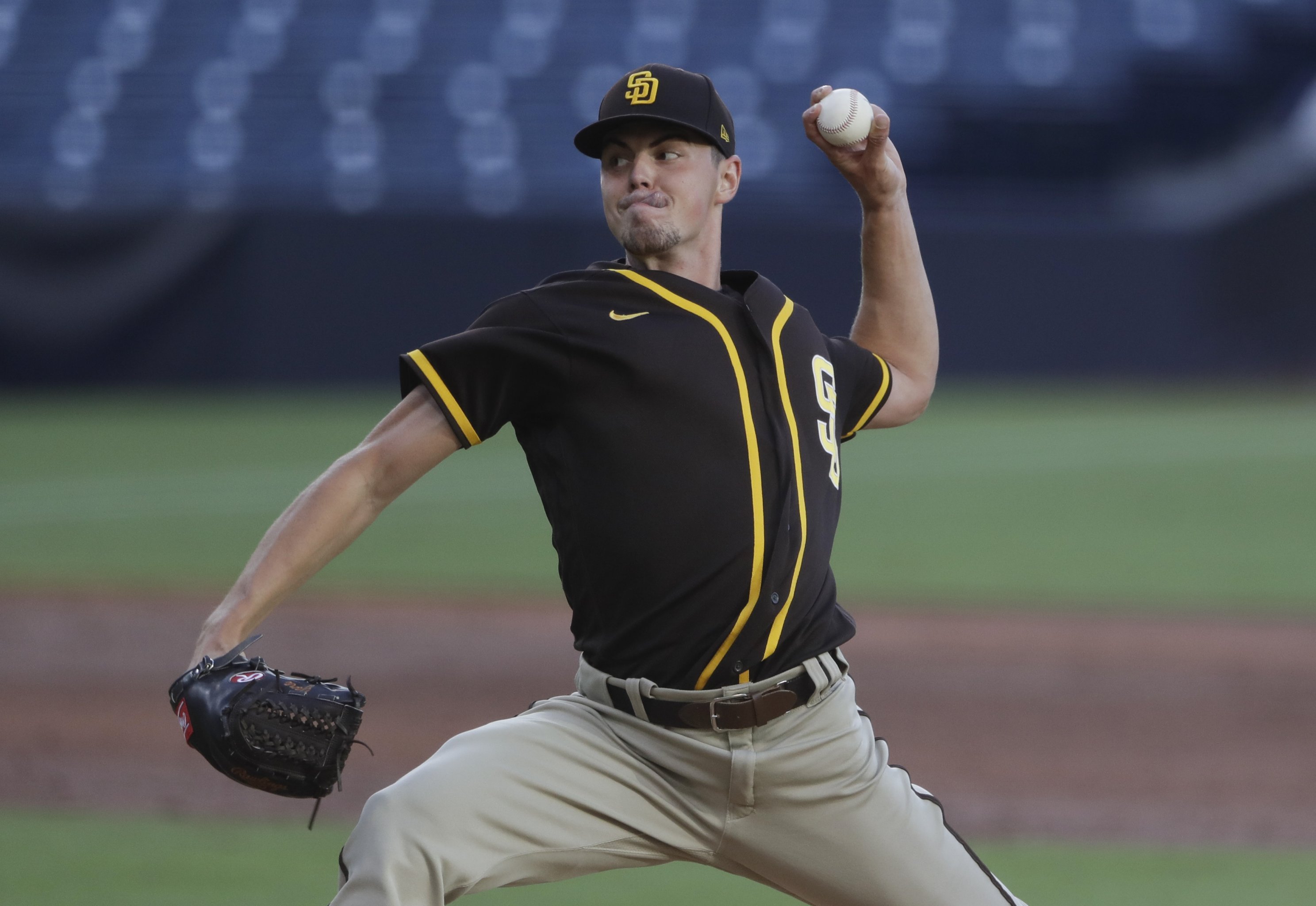 Hayes excited about Pirates after getting $70M, 8-year deal