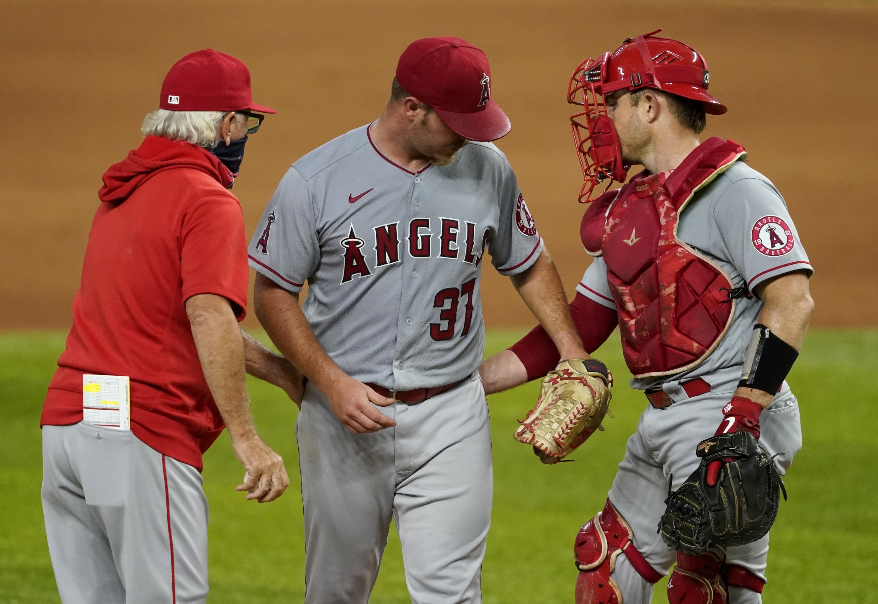 Angels make key infield roster move amid injury concerns