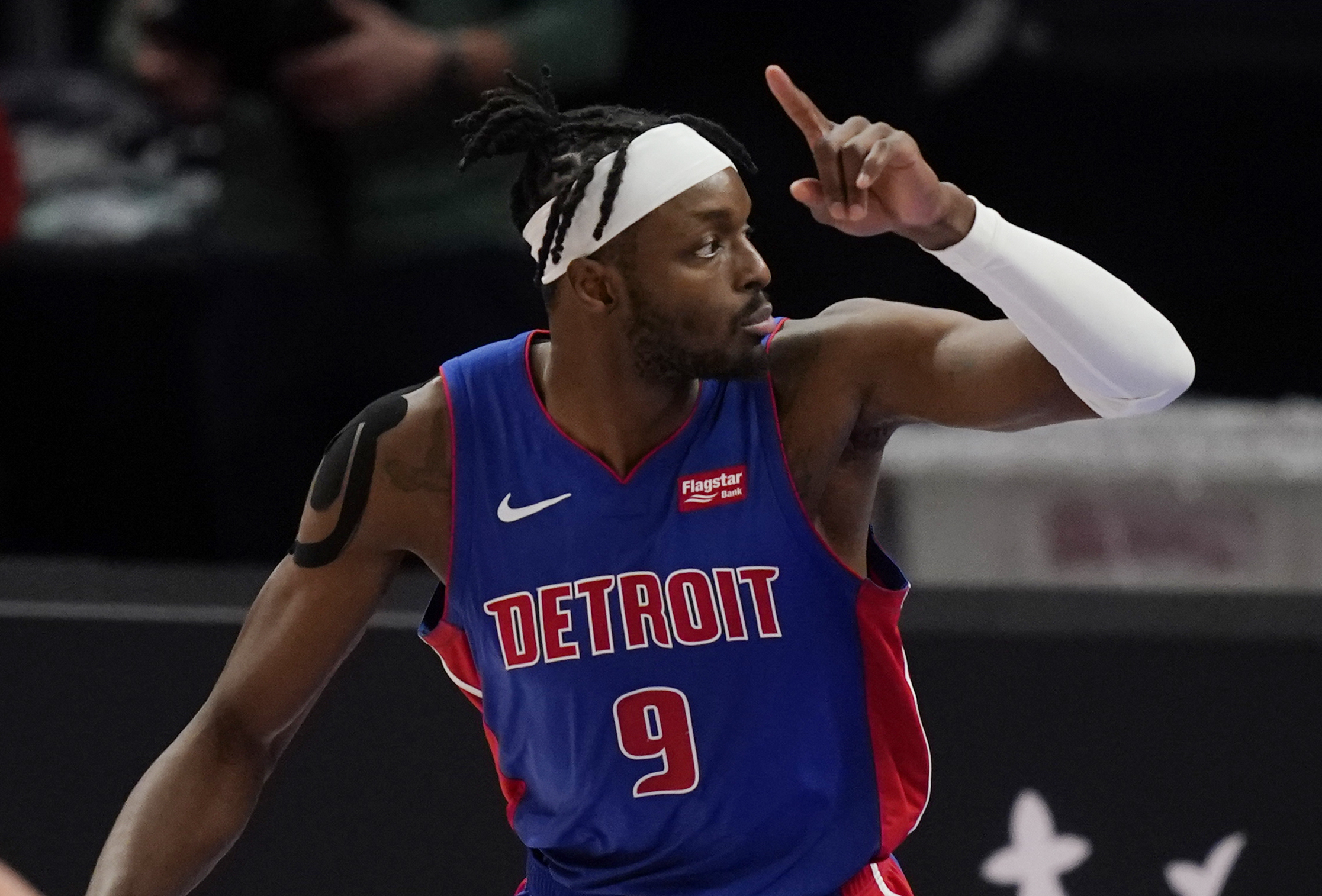 James Wiseman thrives, but Detroit Pistons scorched late by Heat