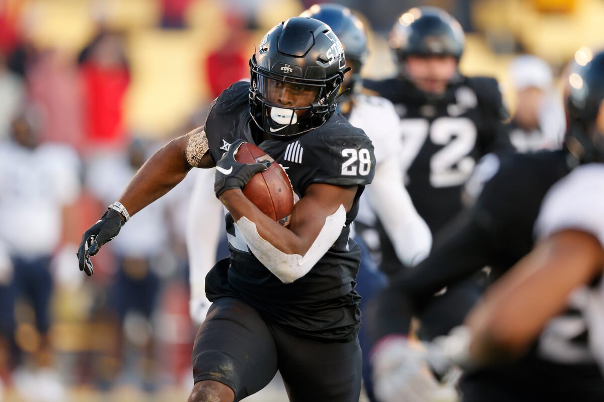 Projecting College Football's Top 10 Running Backs in 2021 News