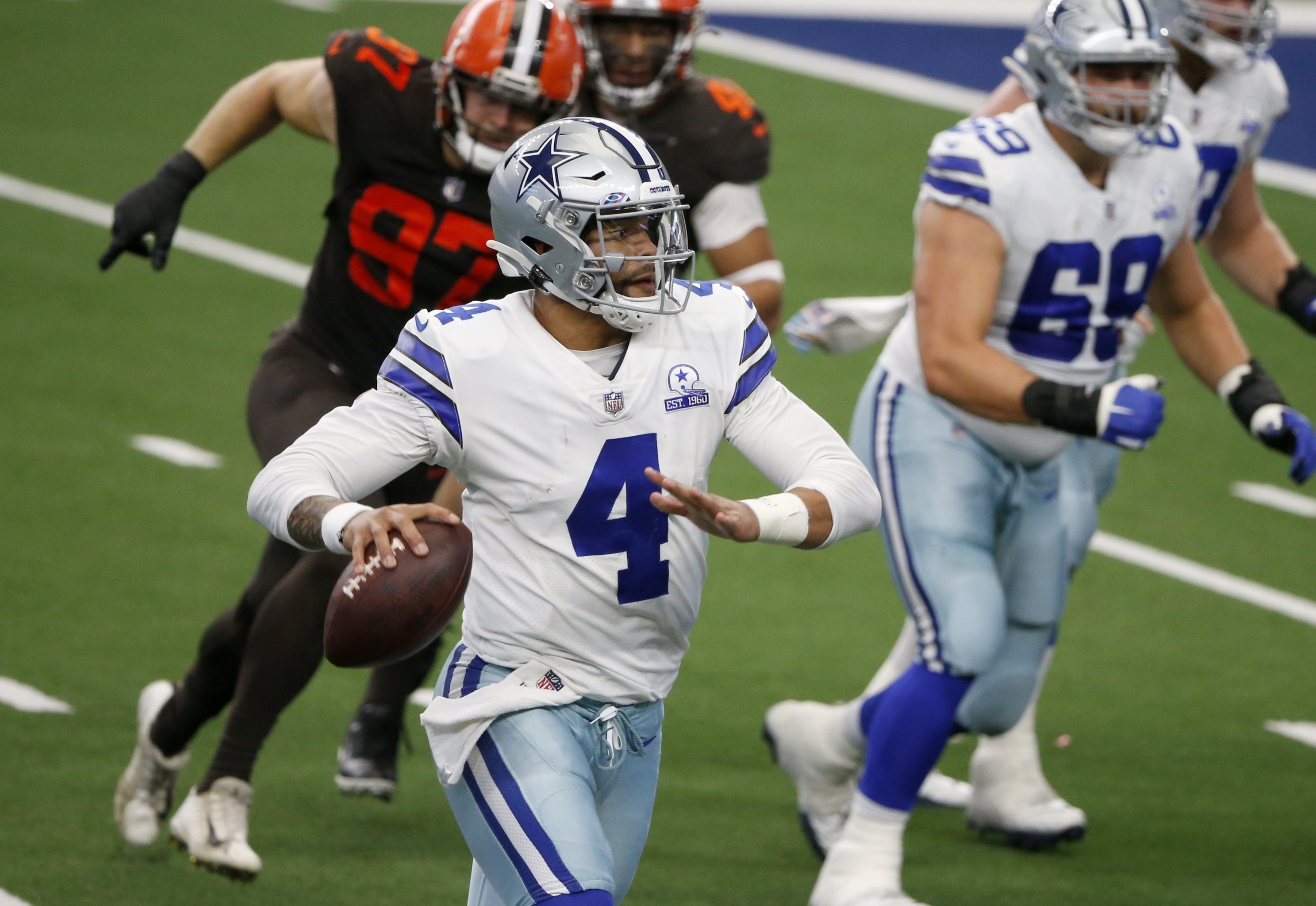 Dak Prescott's contract situation highlights Cowboys' offseason storylines