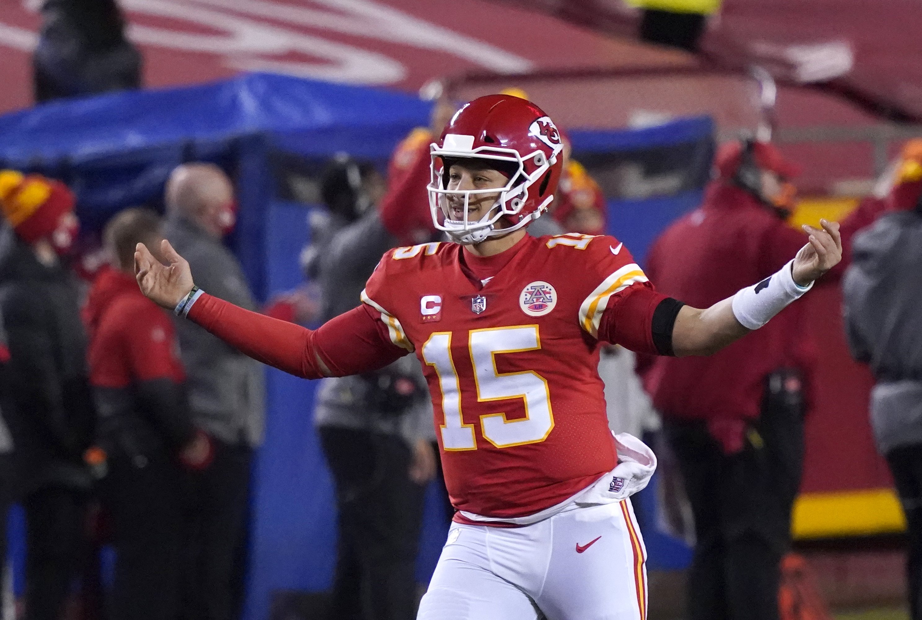 NFL Draft Trades: ESPN analyst says Chiefs overpaid Patriots for