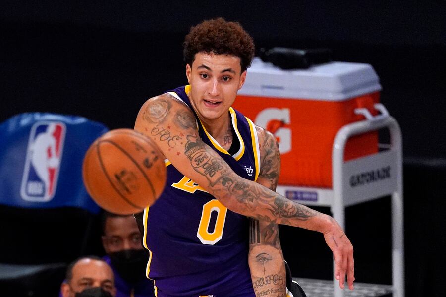 Cncalddxmxe6om Difficult as it is to believe, one year has come and gone since los angeles. https bleacherreport com los angeles lakers