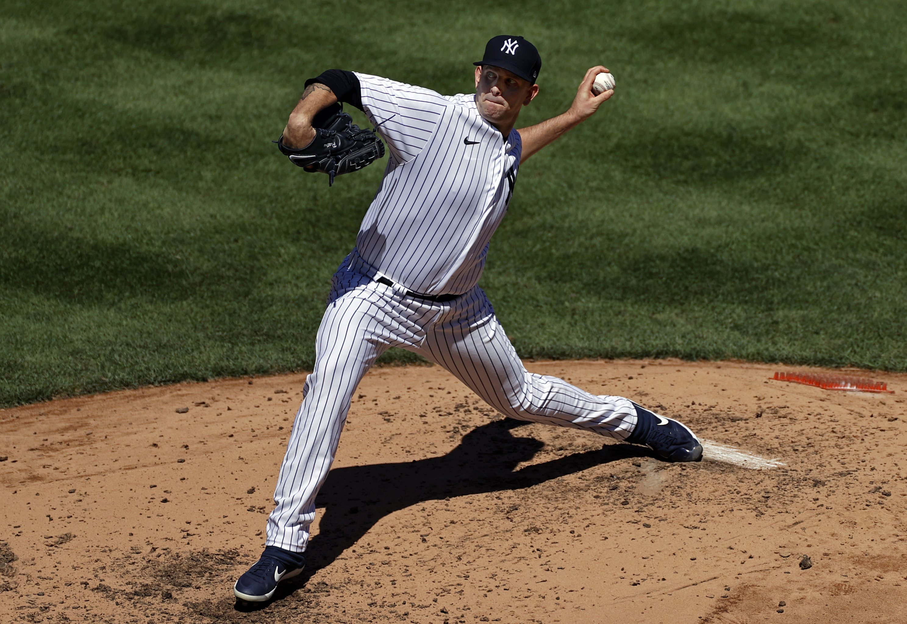 Yankees add bullpen upside by reuniting with Tommy Kahnle