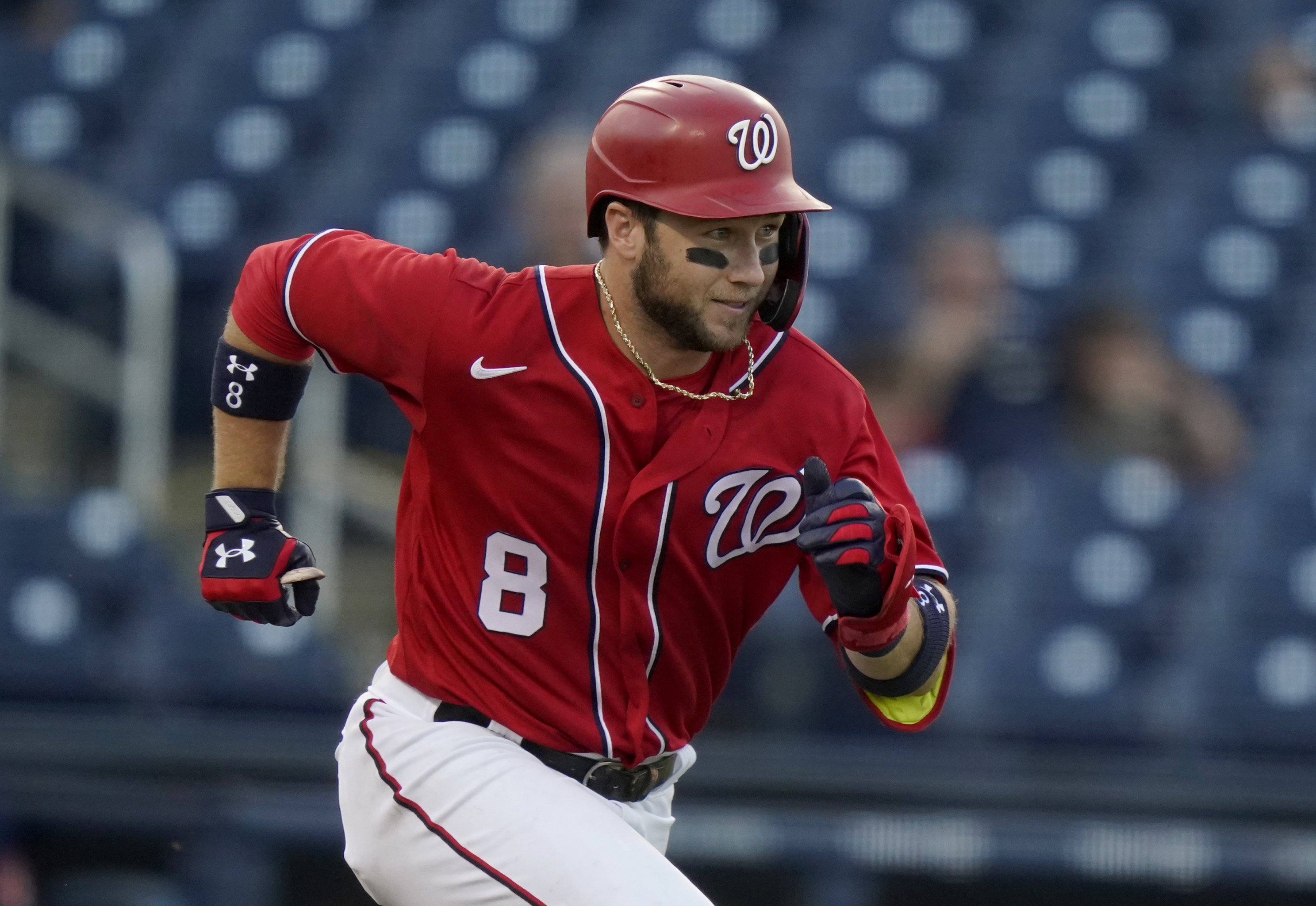 Mariners players, coaches ramp up campaign for Eugenio Suarez to win Gold  Glove