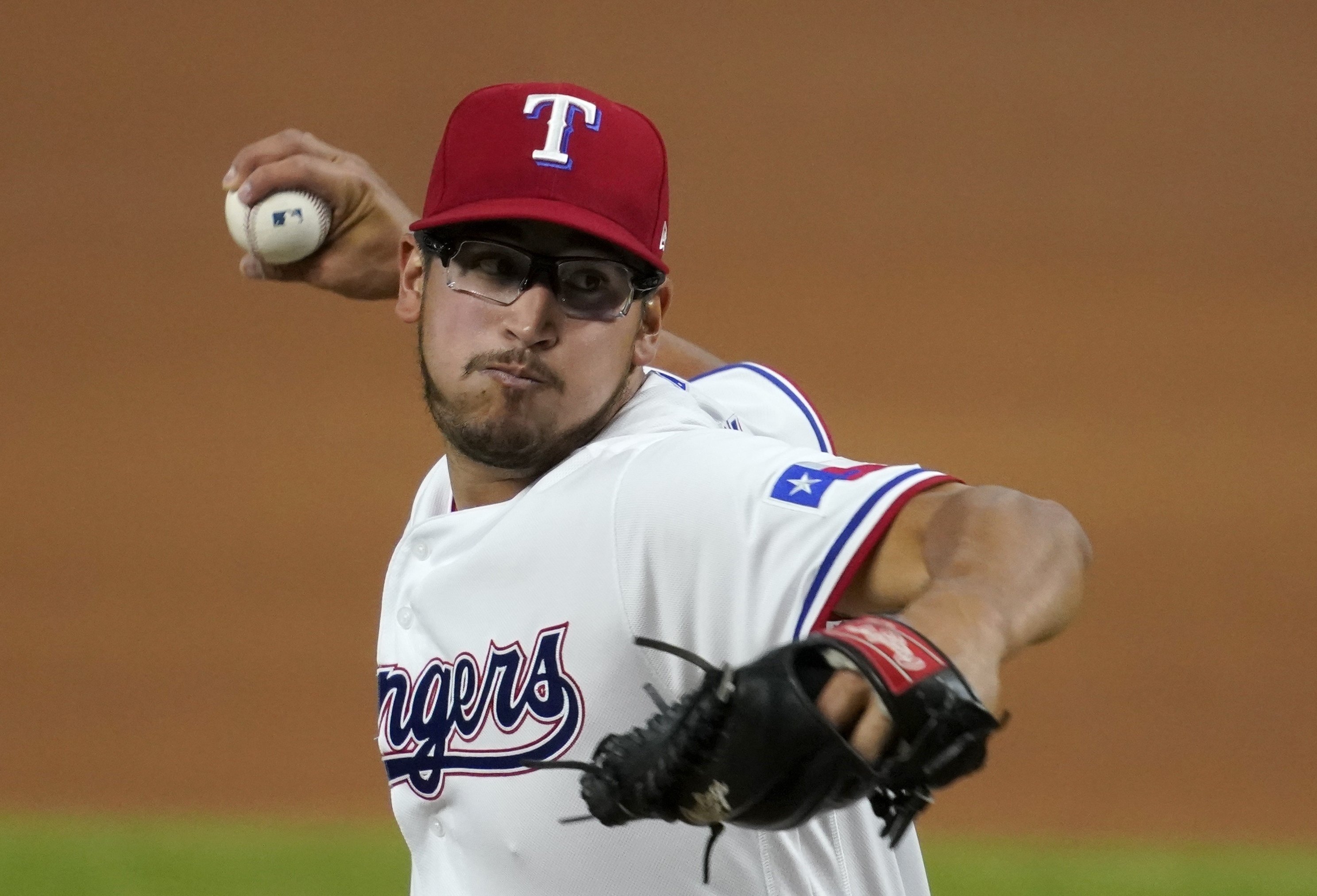 White Sox's Carlos Rodon completes no-hitter after losing perfect game in  9th to HBP