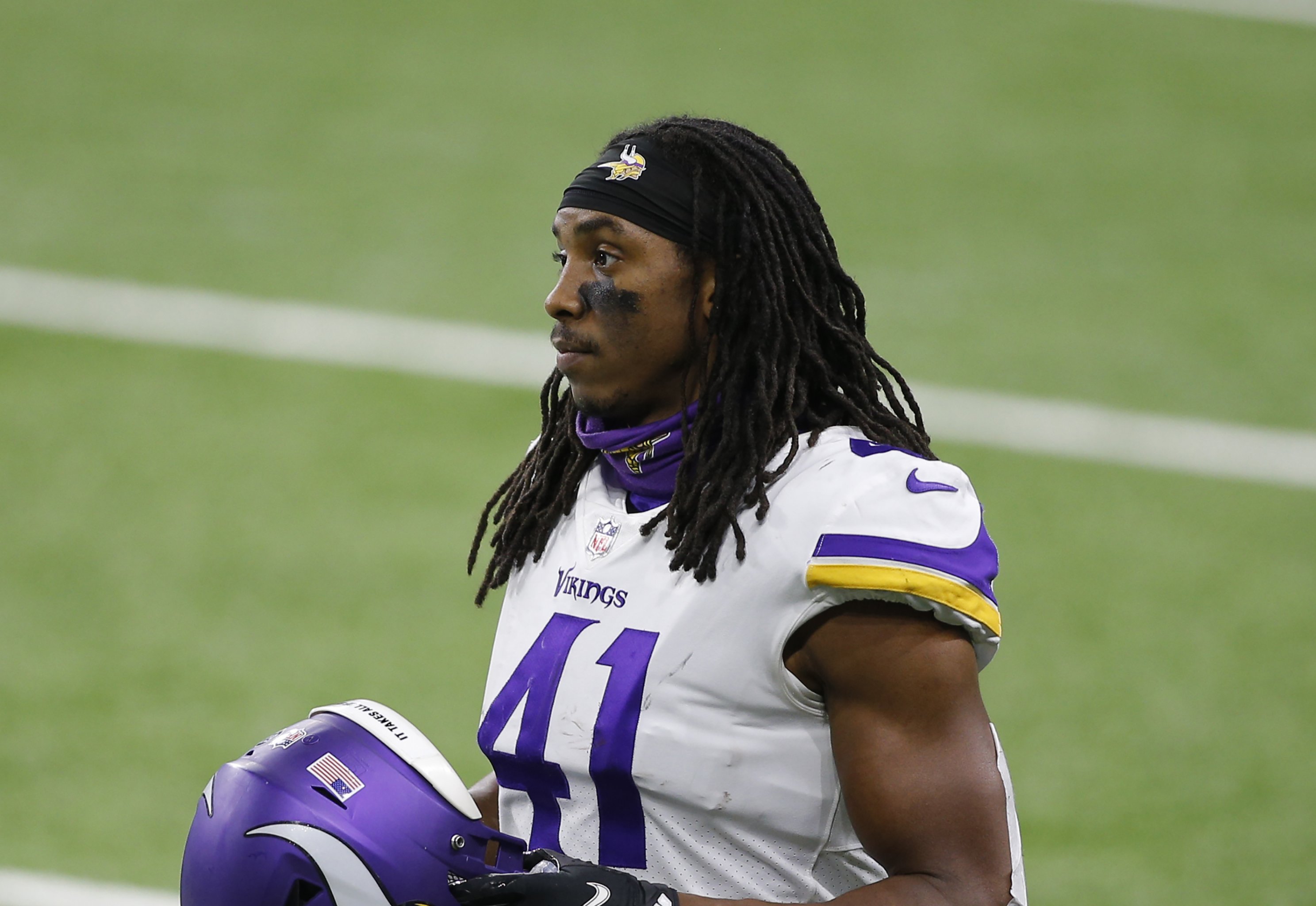 The Saints lose to the Vikings, and with that Saints loss, it's Vikings-Eagles  in the Conference Championship - The Falcoholic