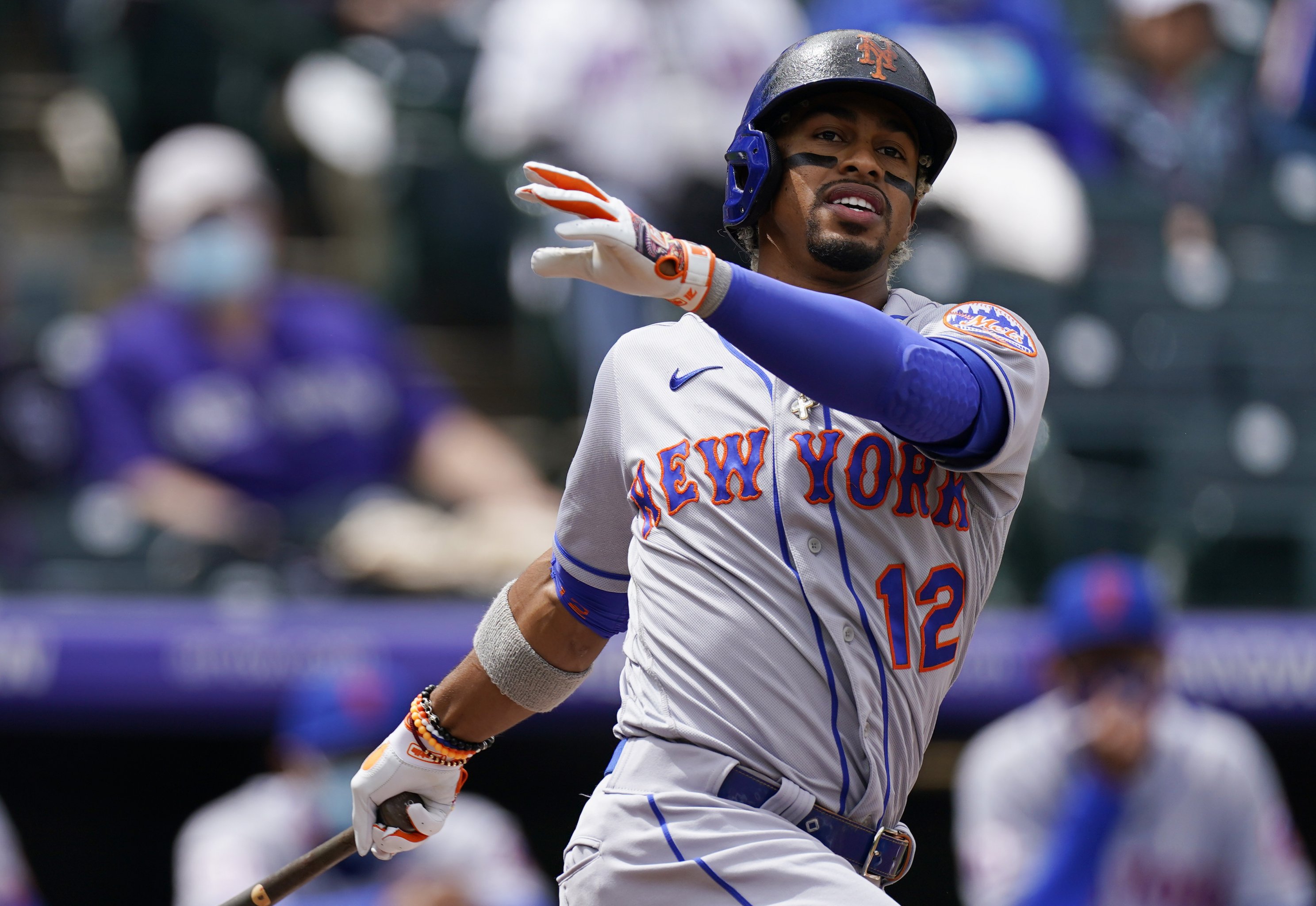 Mets' Francisco Lindor busts out of slump with homer, 3-hit game
