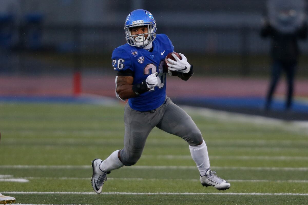 NFL Draft 2021 Big Board: Best Remaining Players After Day 2 thumbnail