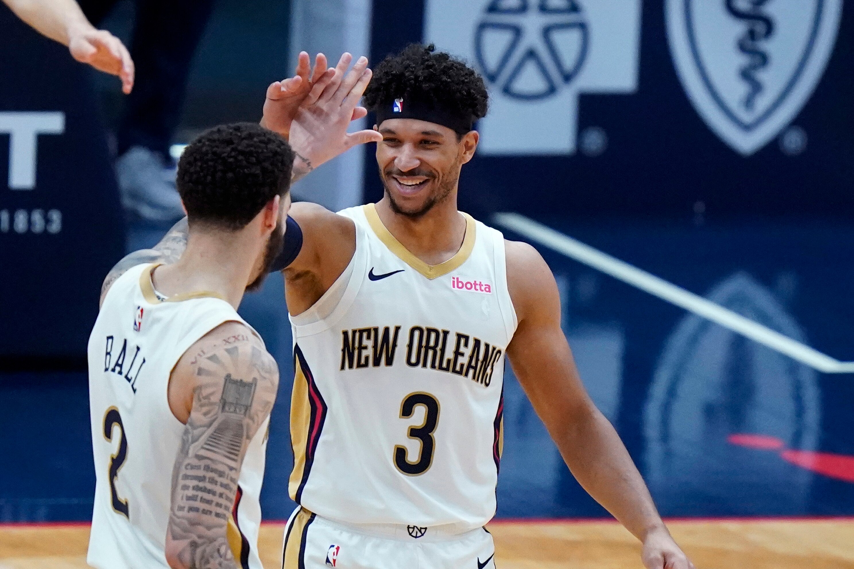 5 NBA Free Agents Most Likely to Be Overpaid This Offseason ...