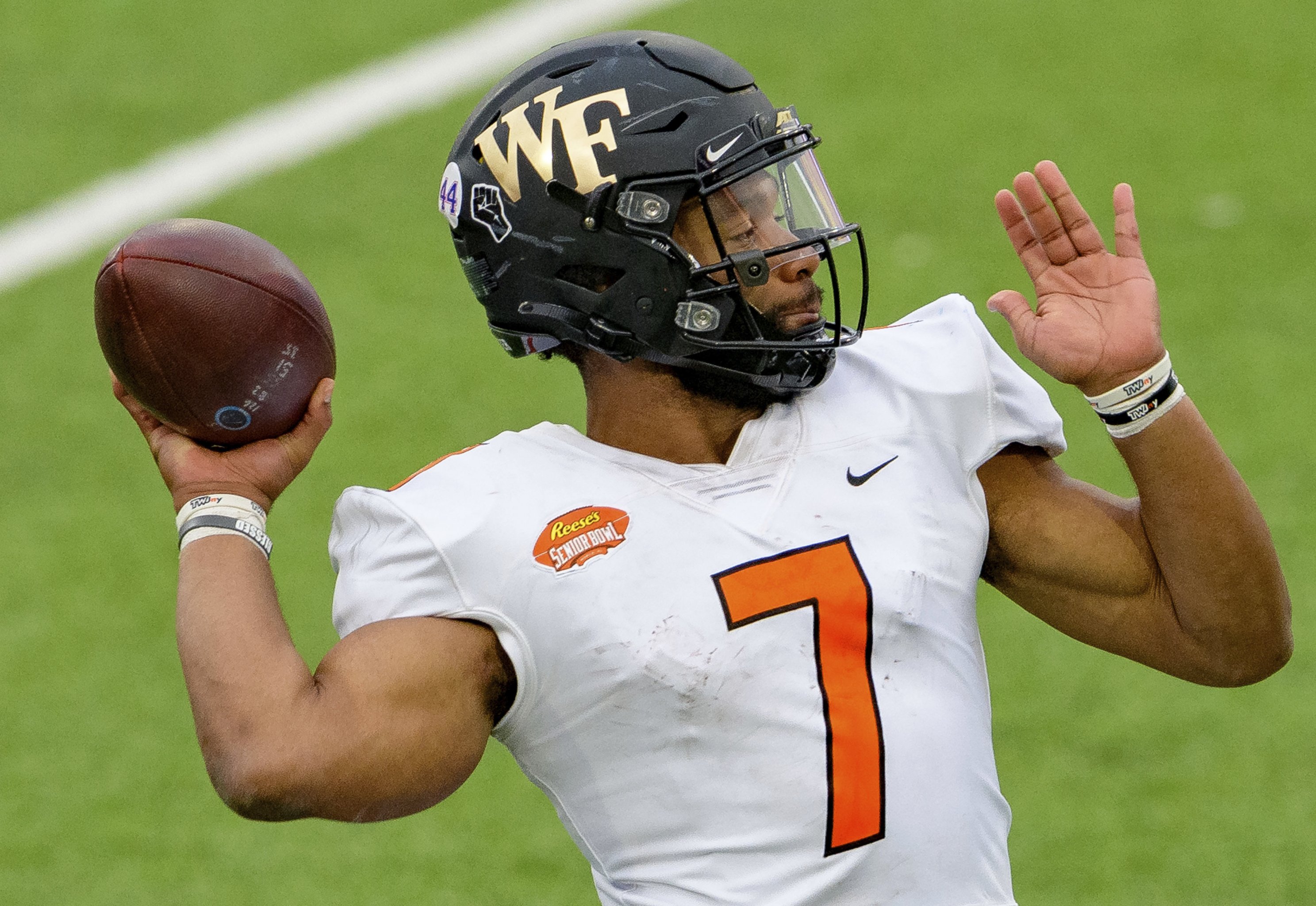 Five Deacs Selected to 2022 Reese's Senior Bowl Watch List - Wake Forest  University Athletics