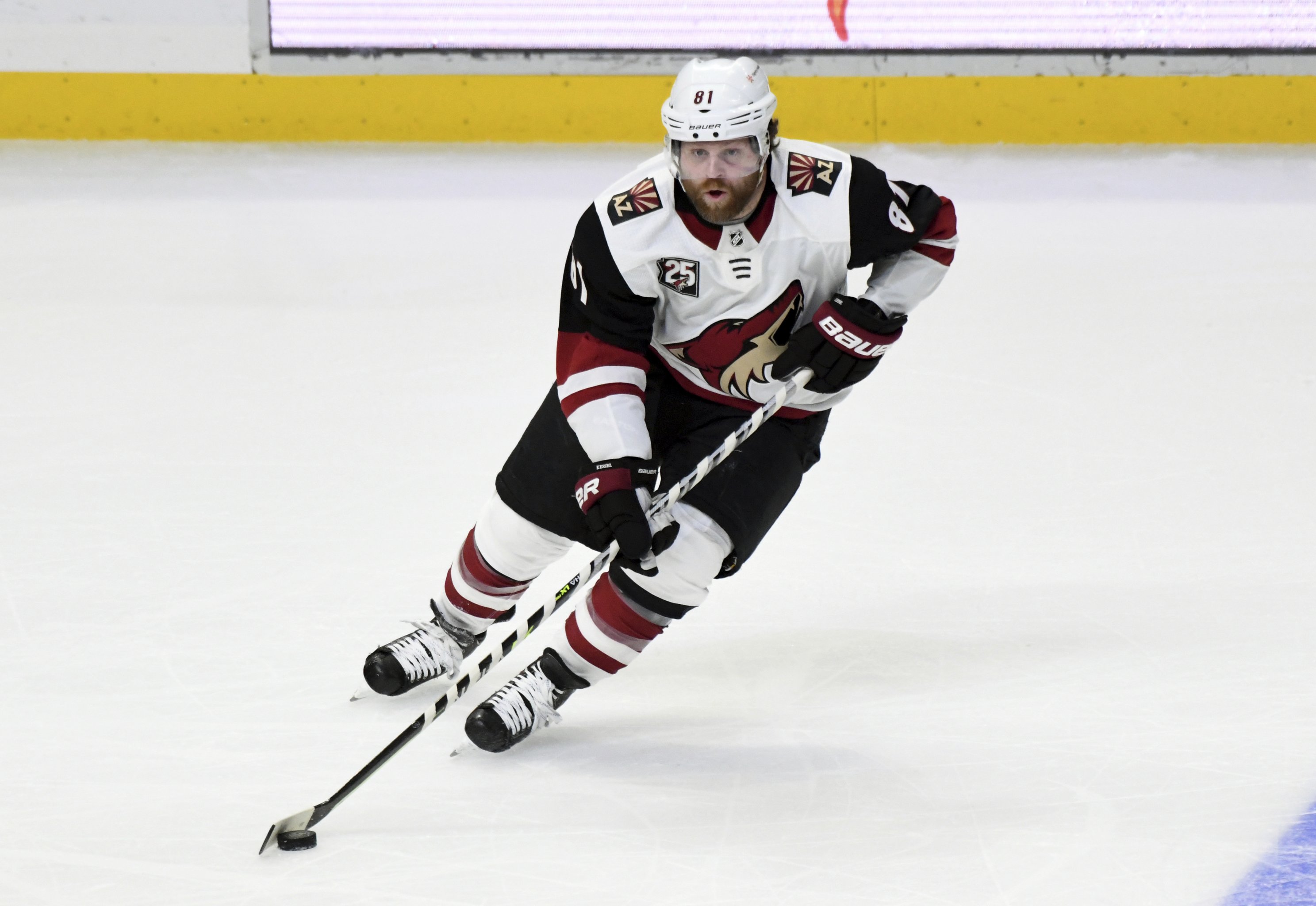 NHL Network on X: The Arizona Coyotes have traded for forward