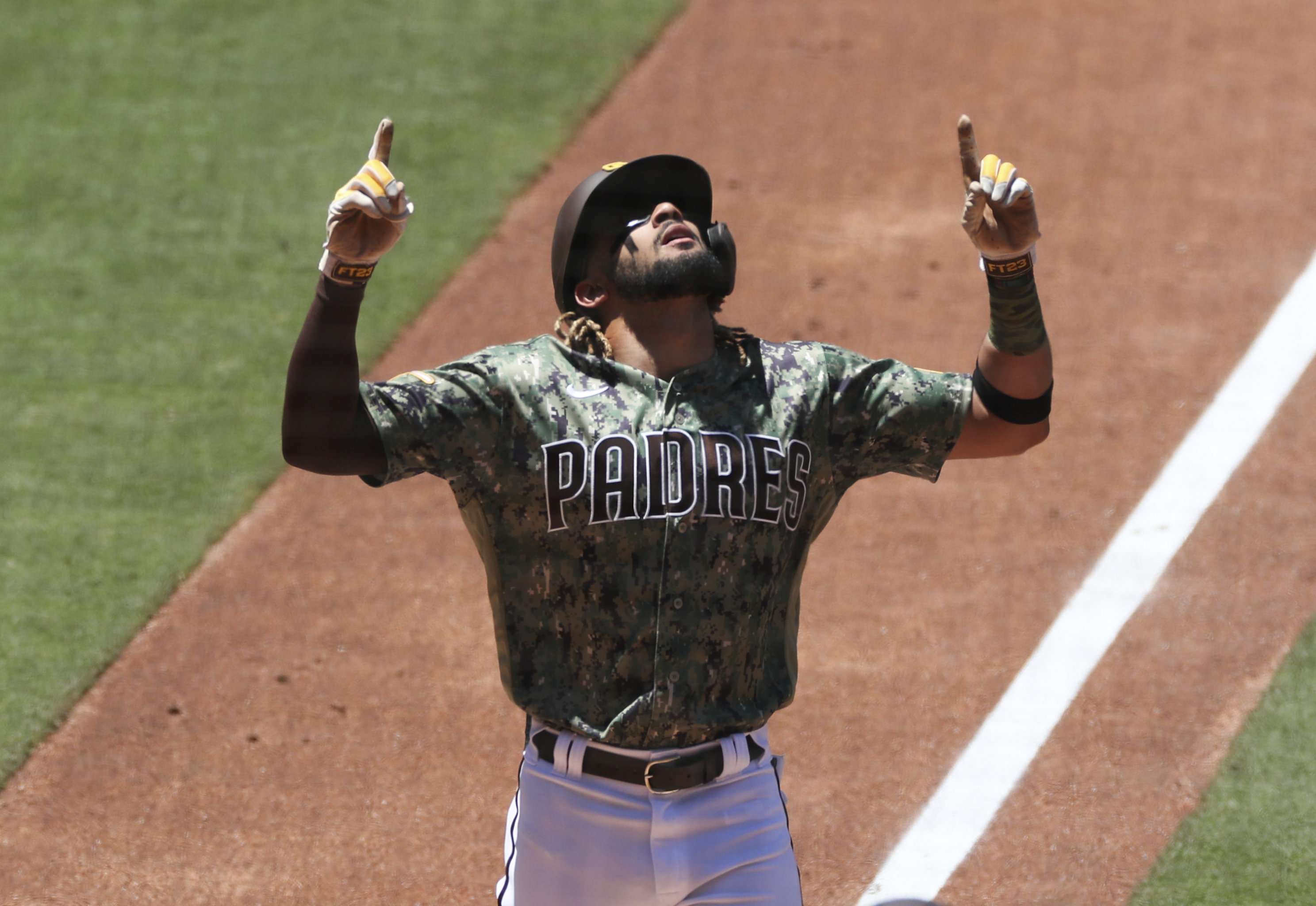 Padres Jersey Brown Camo Tatis Machado Bogaerts San Diego for