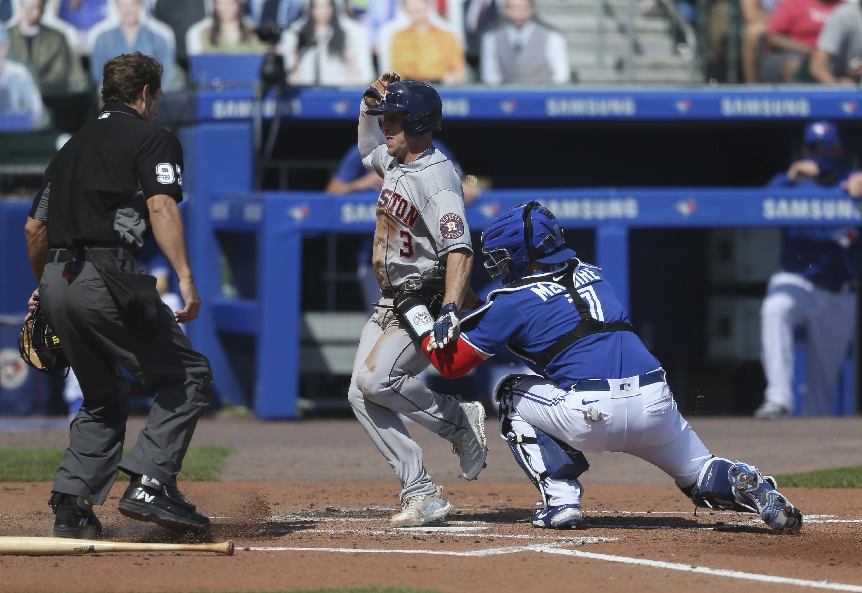 Garcia hits 30th HR, Texas beats Astros in Greinke's return