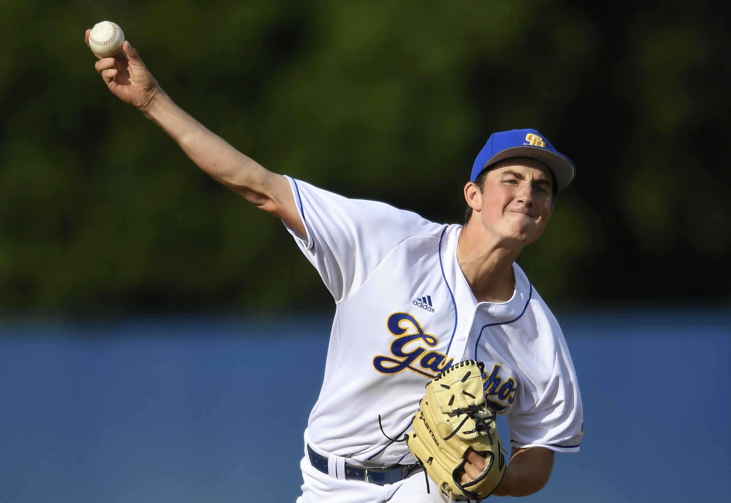 Arizona picks Jesuit's Jordan Lawlar 6th in MLB draft; will elite prospect  sign or head to college?