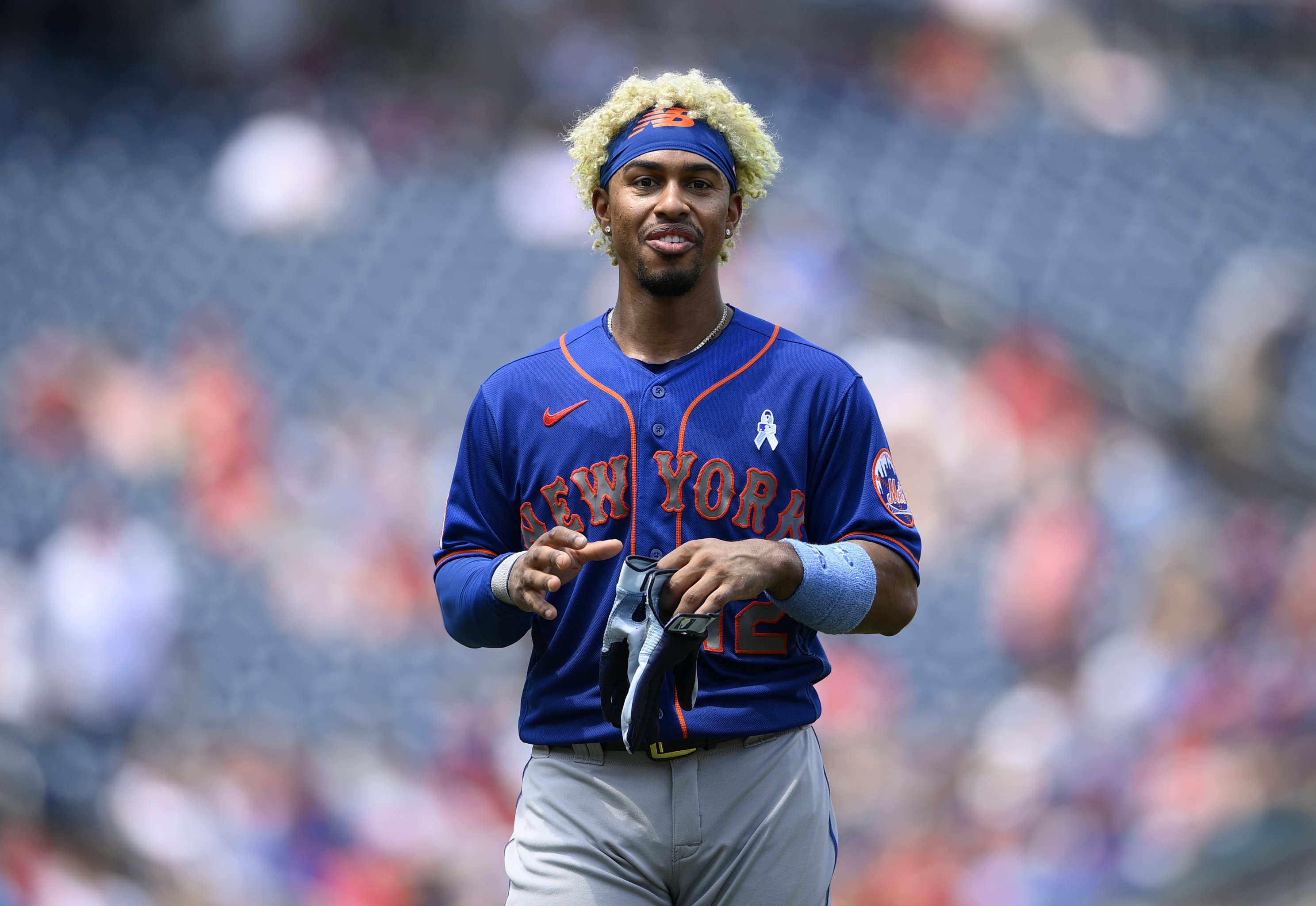 Steve Cohen: Mets 'hit the third rail' with thumbs down at fans