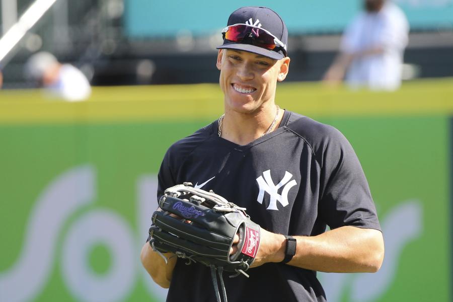 New York Yankees star Aaron Judge takes BP, fields on Wednesday