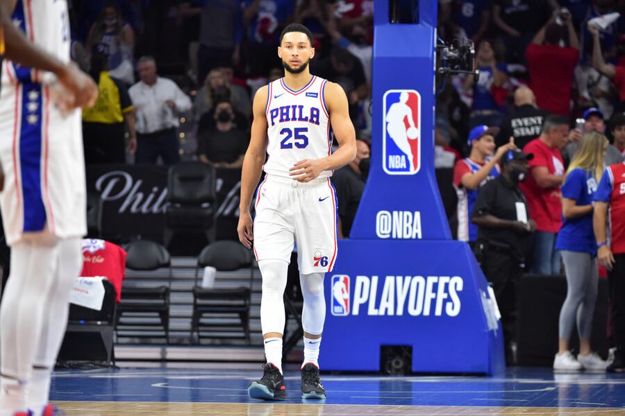 NBA Rumors: Latest Buzz on Ben Simmons, Damian Lillard, Spencer Dinwiddie, More