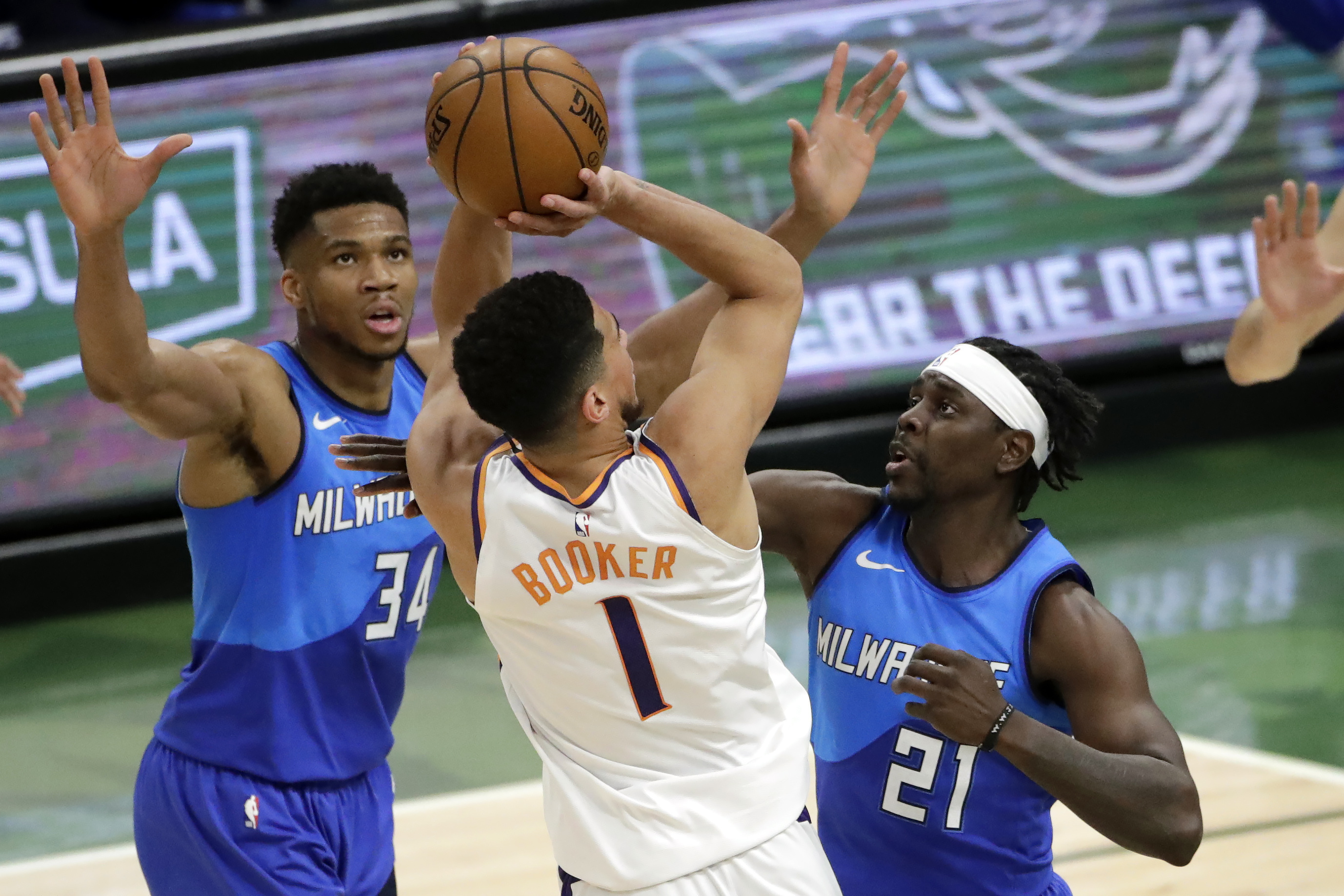 Phoenix Suns commentary: Devin Booker can use All-Star snub as fuel