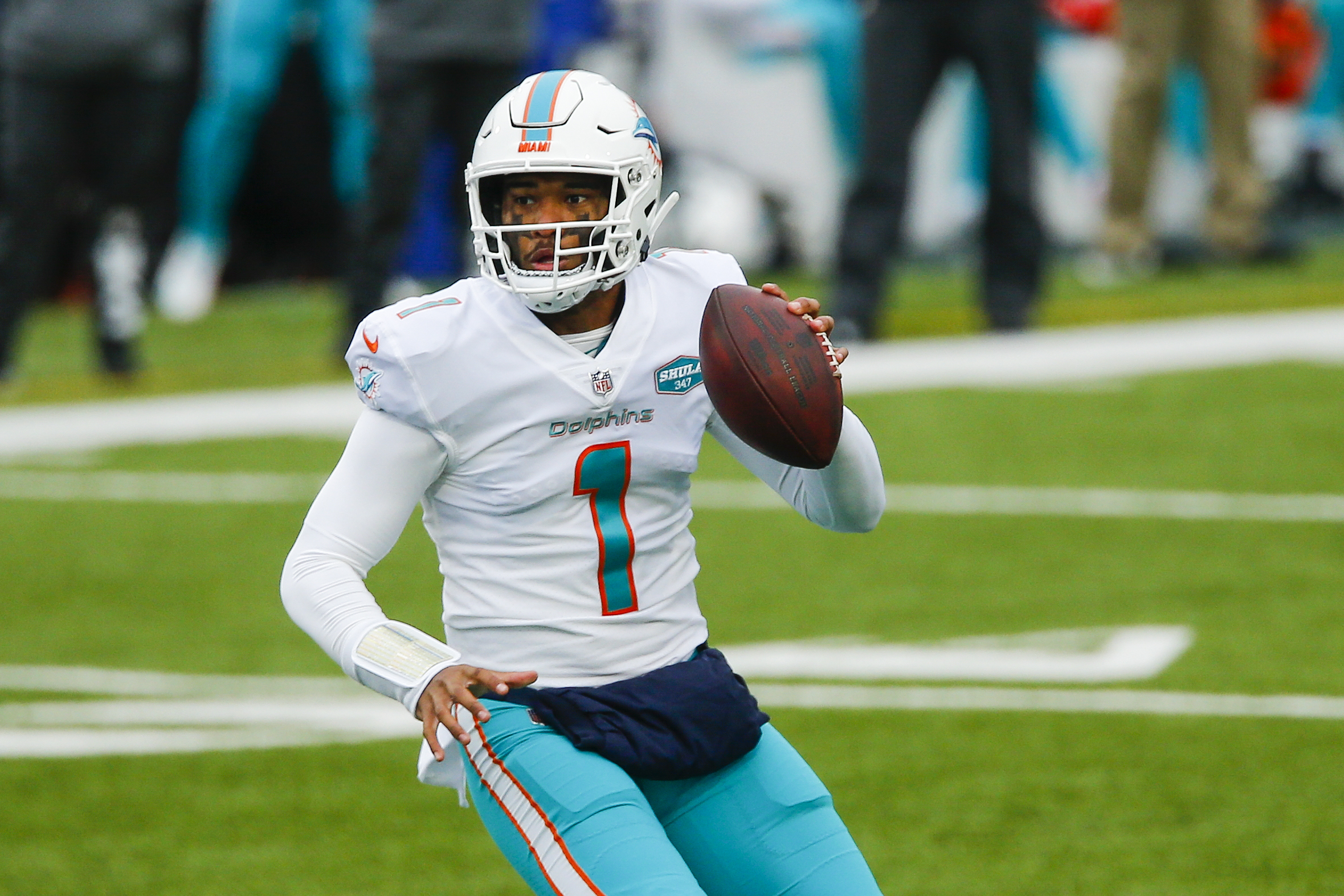 Miami Dolphins @ New York Jets: Zach Wilson to secure a second-straight  win? Teddy Bridgewater to step up in Tua Tagovailoa absence?, NFL News