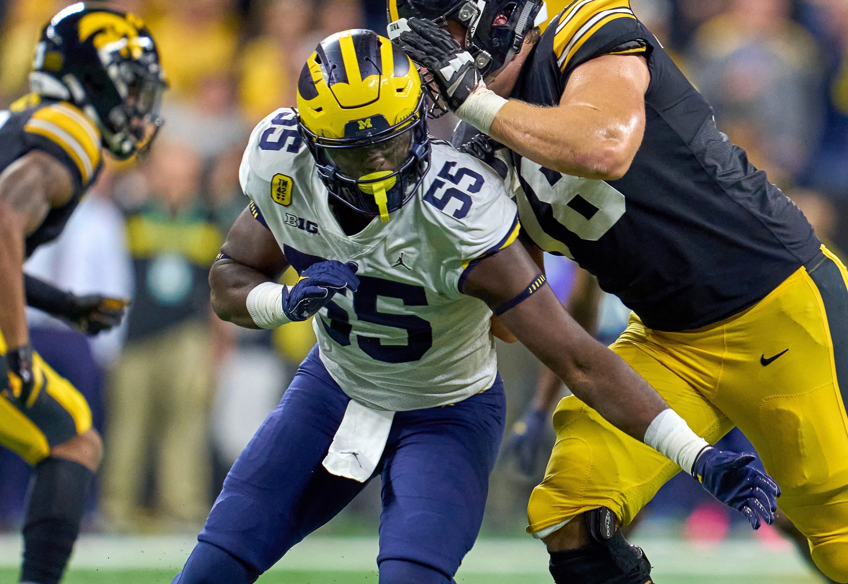 Rams bolster LB corps in 2nd round of 2022 NFL mock draft