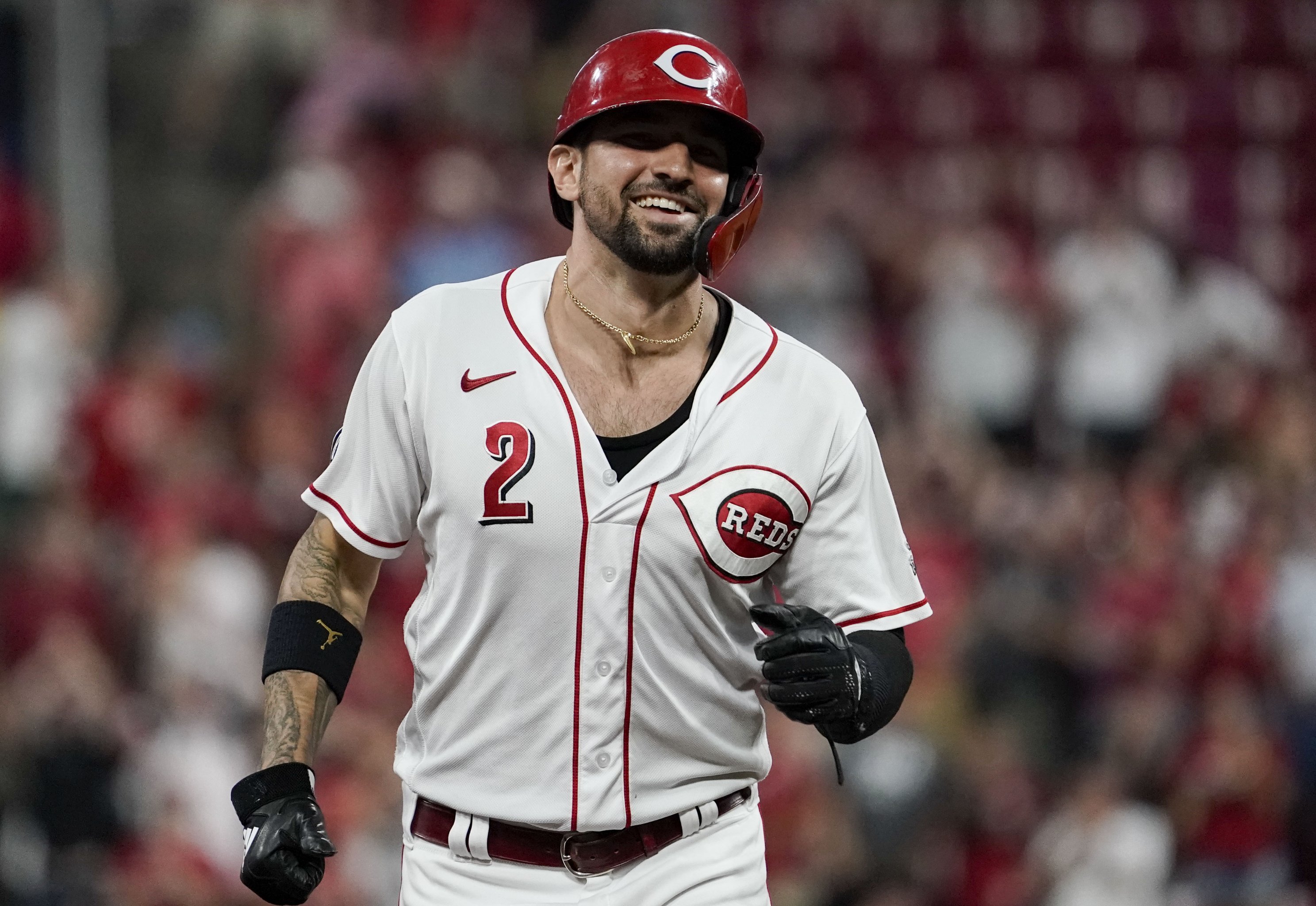 Castellanos decides not to opt out, keeps contract with Reds