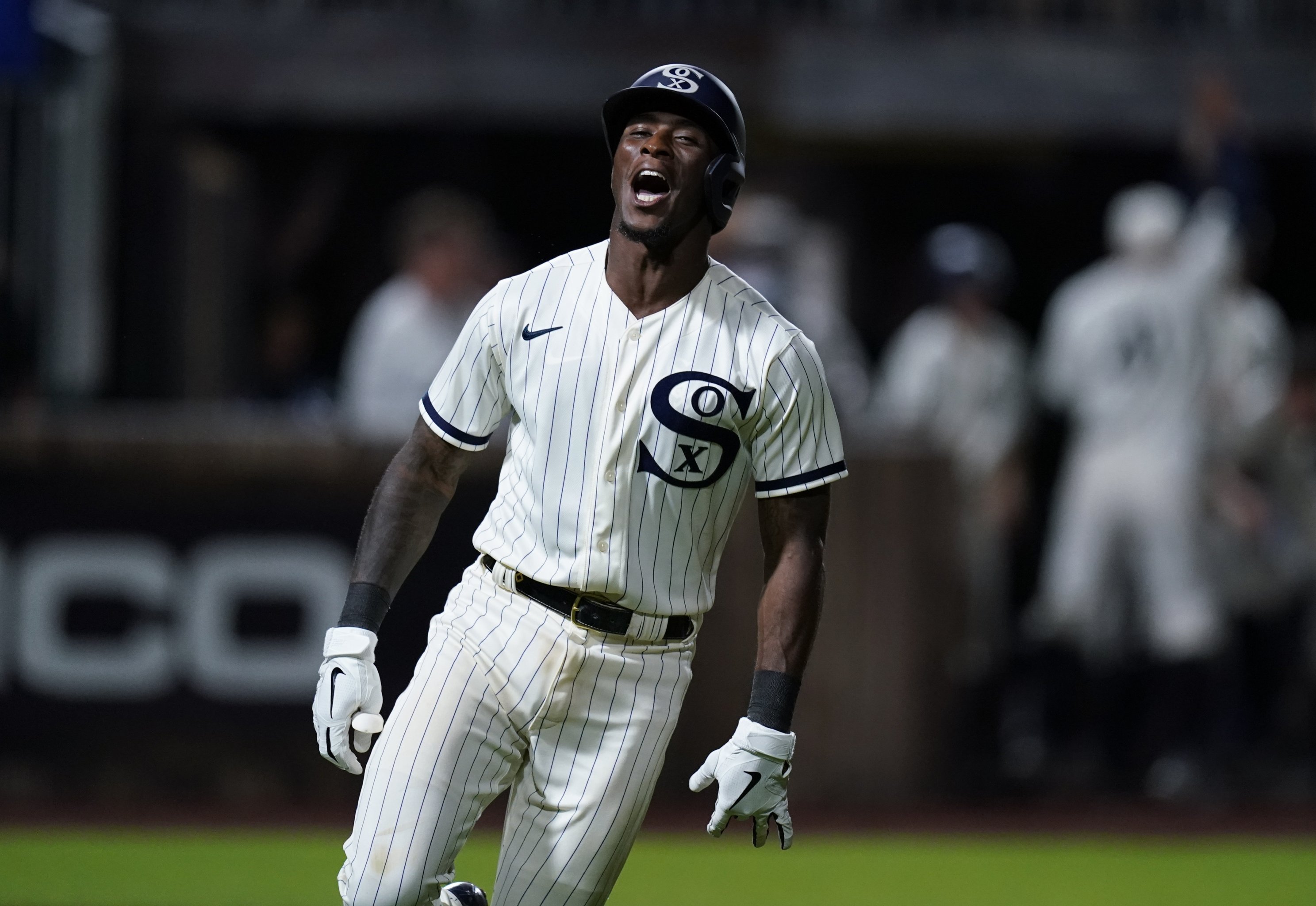 SEA@CWS: Sox booth talks about throwback jerseys 